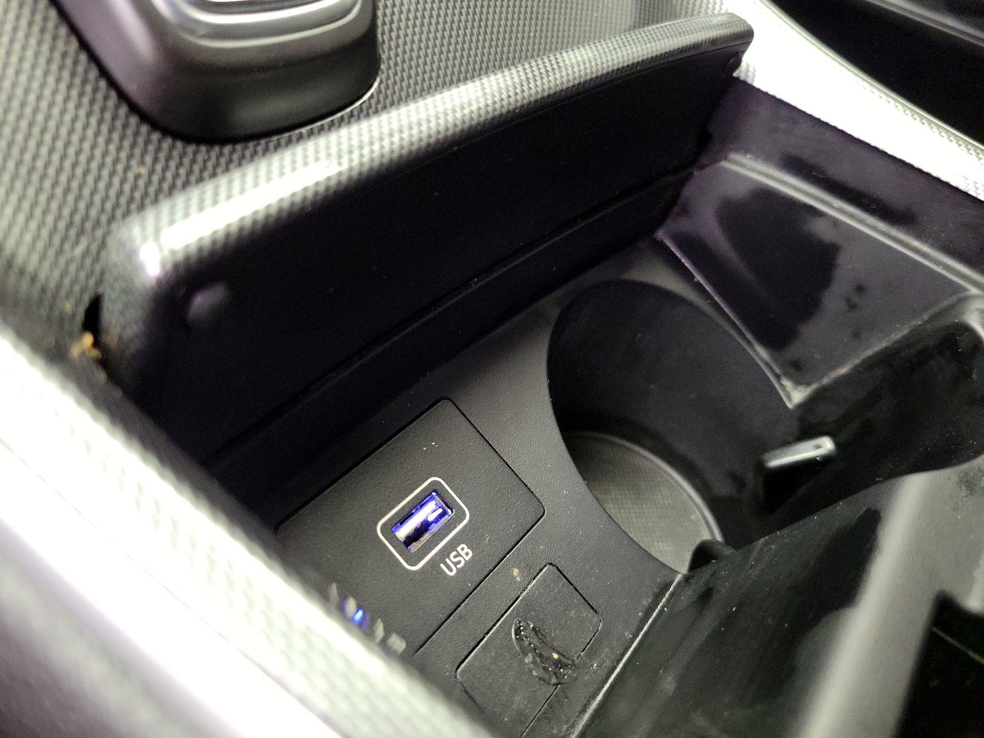 Thumbnail: 2022 Hyundai Santa Fe - 18