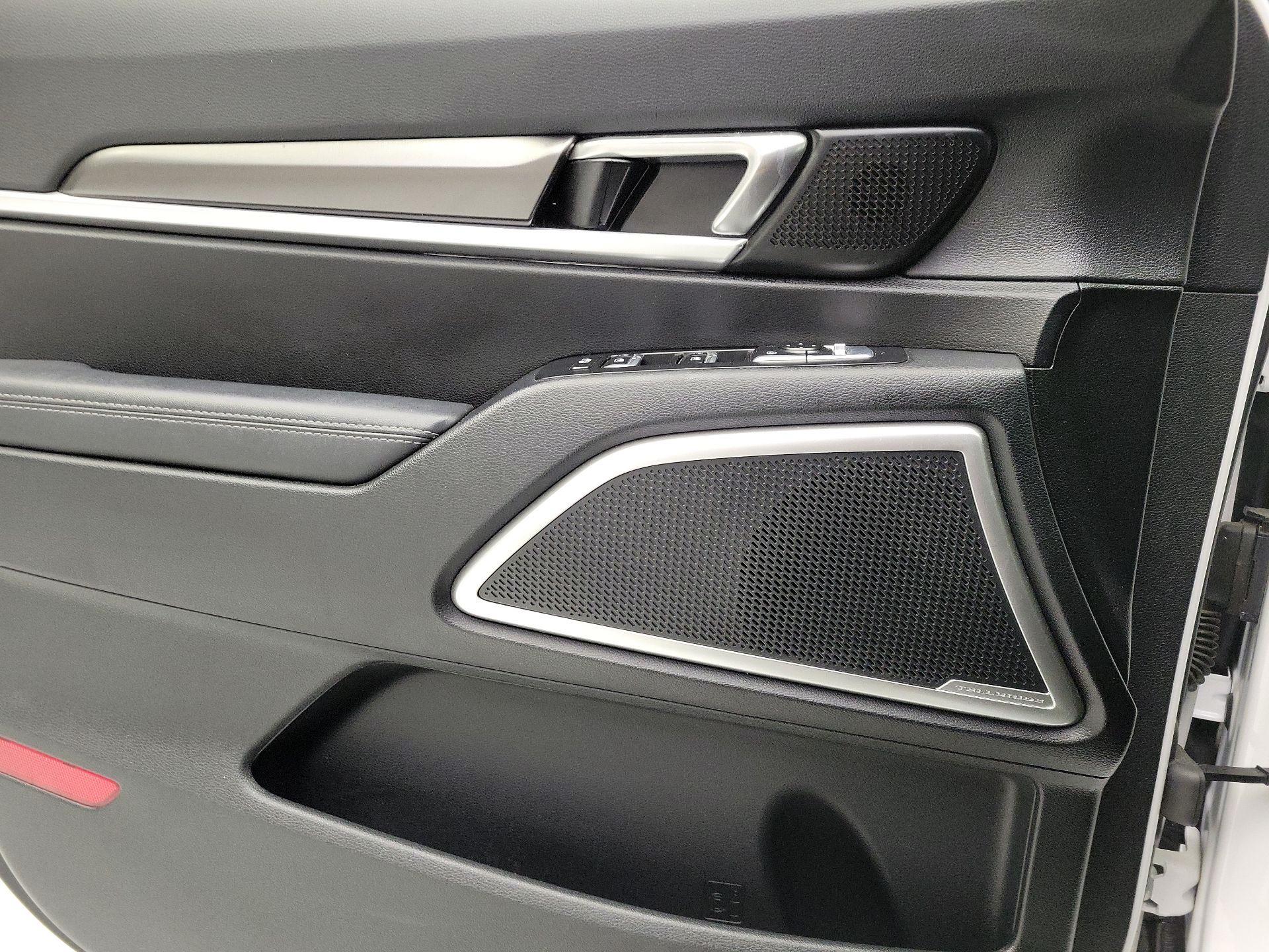 Thumbnail: 2023 Kia Telluride - 12