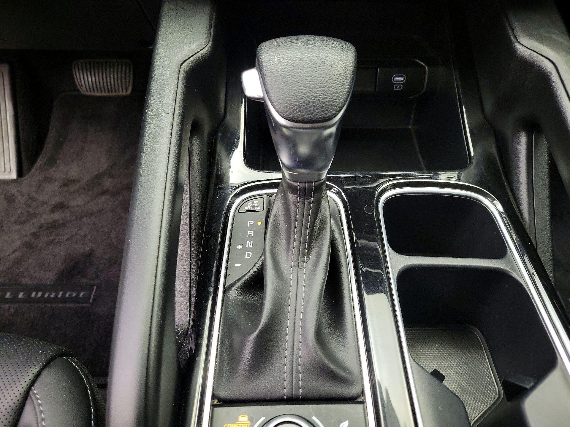 Thumbnail: 2023 Kia Telluride - 18