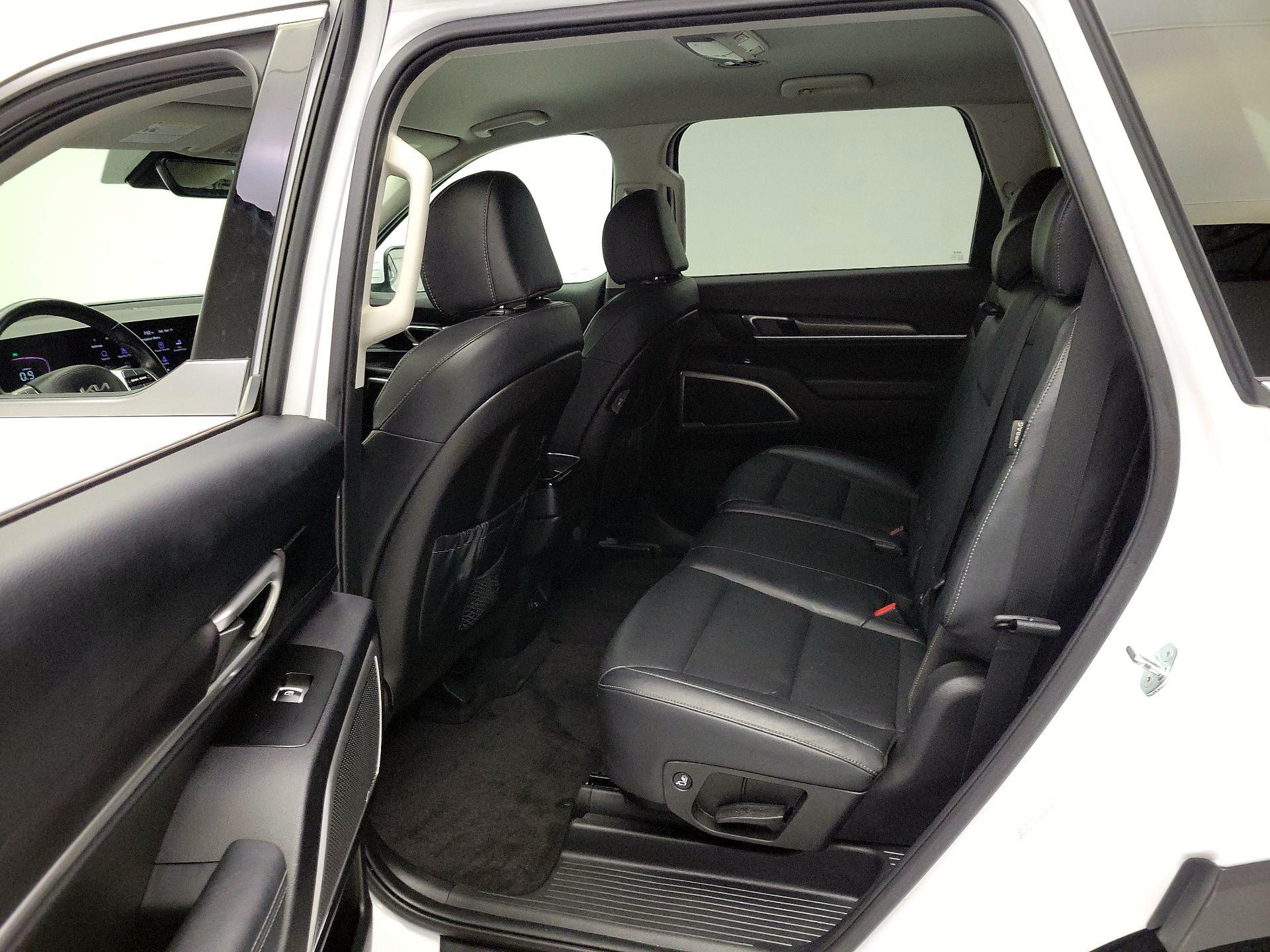 Thumbnail: 2023 Kia Telluride - 20