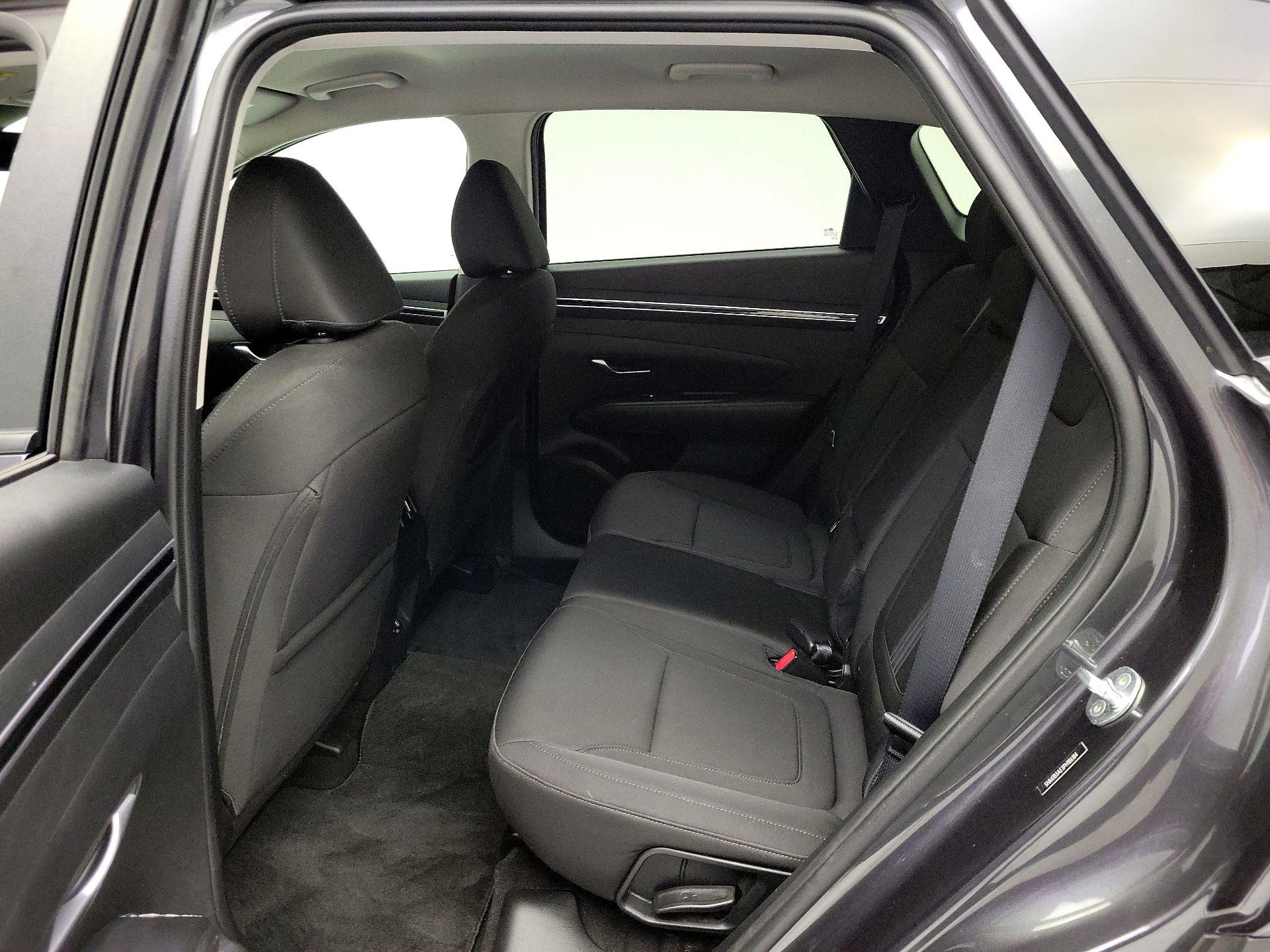 Thumbnail: 2023 Hyundai Tucson - 18