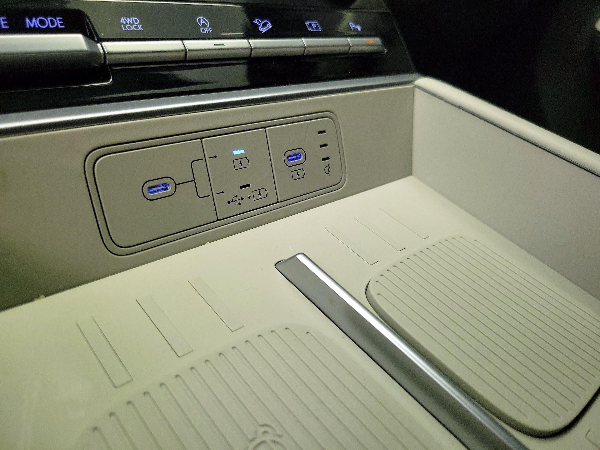 Thumbnail: 2025 Hyundai Santa Fe - 18