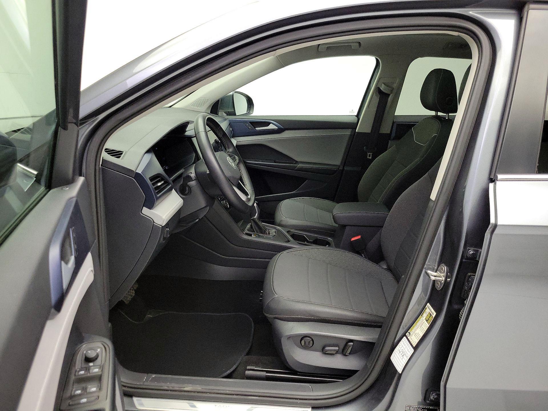 Thumbnail: 2024 Volkswagen Taos - 11