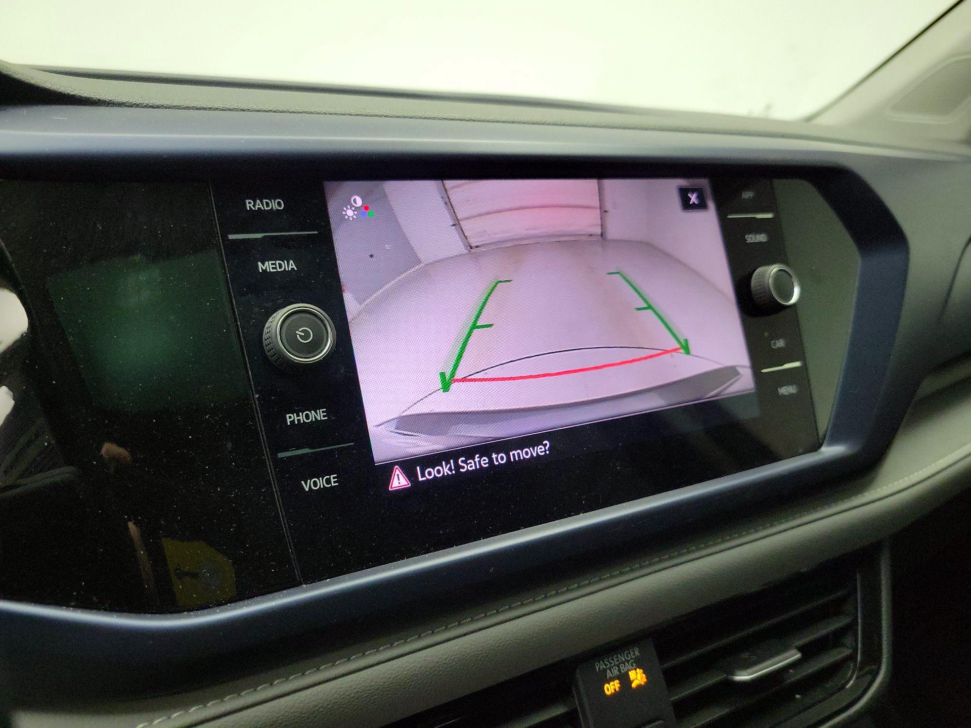 Thumbnail: 2024 Volkswagen Taos - 14