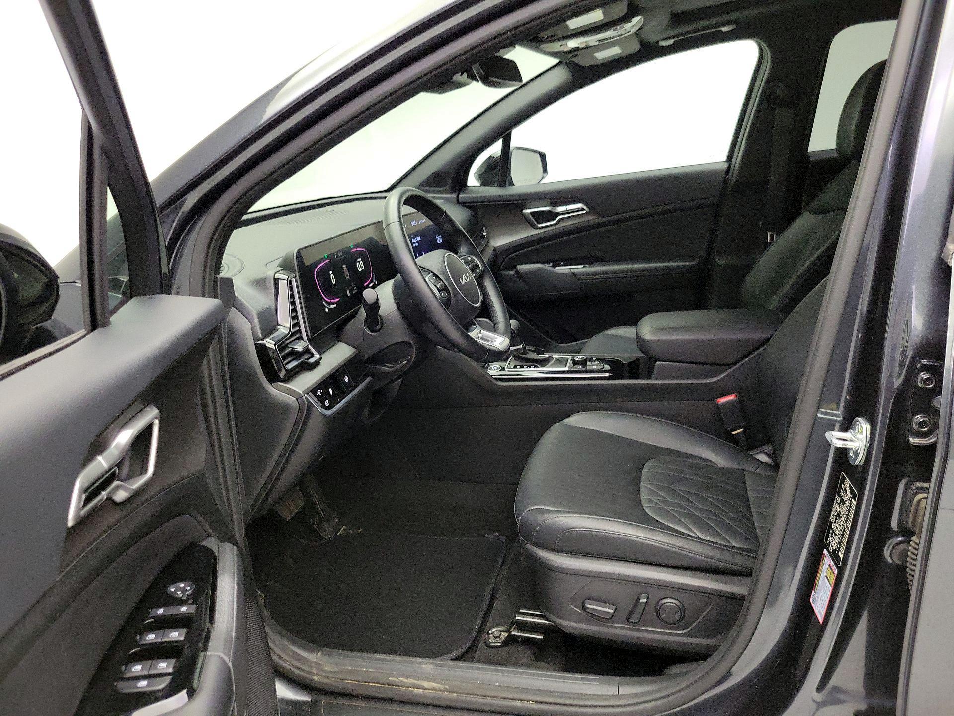 Thumbnail: 2023 Kia Sportage - 11