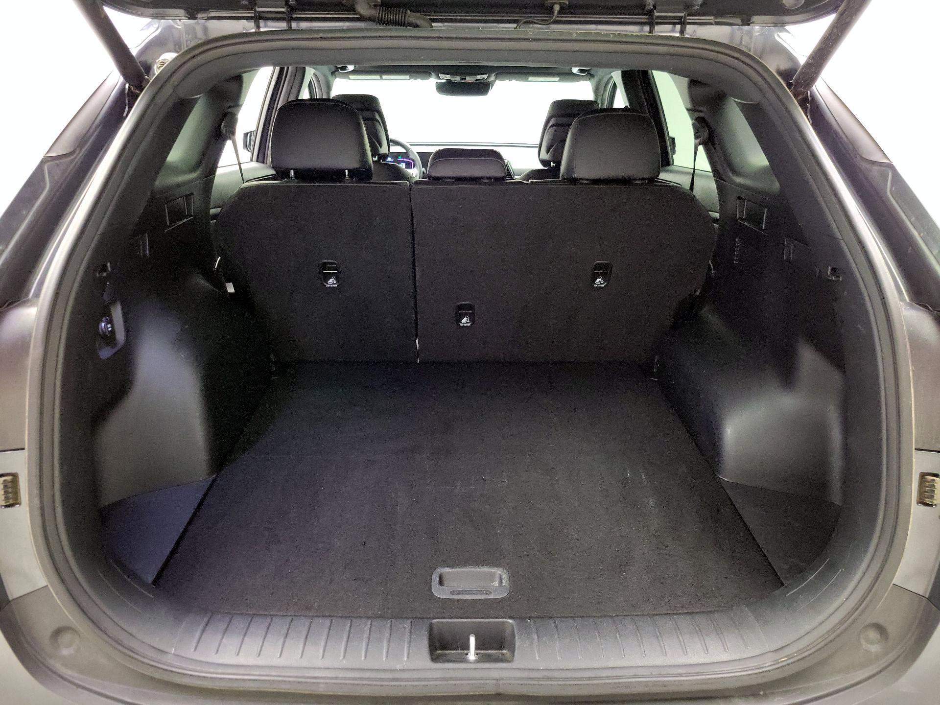 Thumbnail: 2023 Kia Sportage - 20