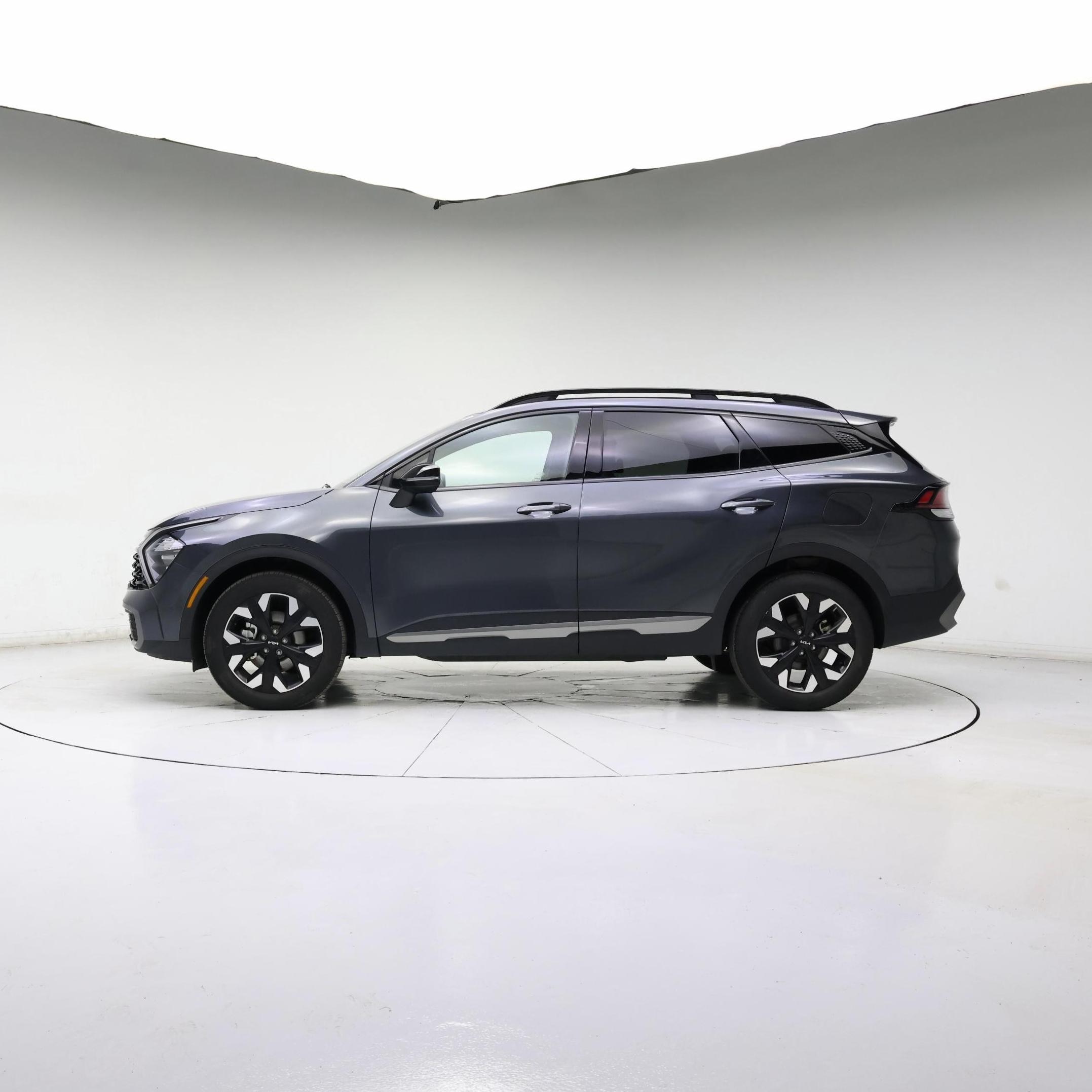 Thumbnail: 2023 Kia Sportage - 3