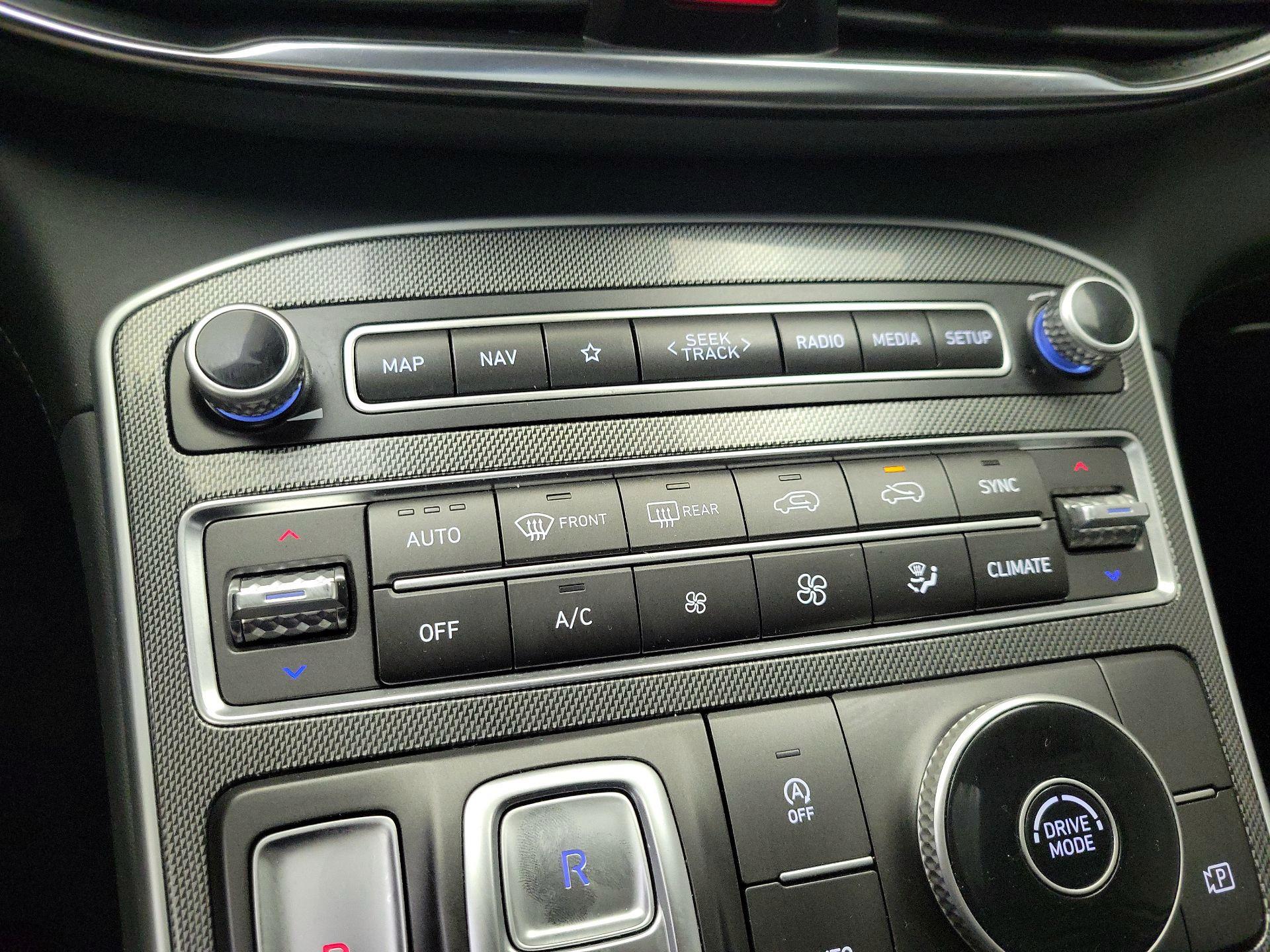 Thumbnail: 2023 Hyundai Santa Fe - 17