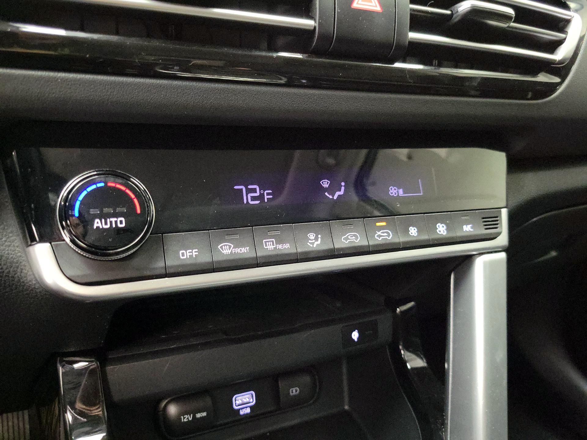 Thumbnail: 2023 Kia Seltos - 17