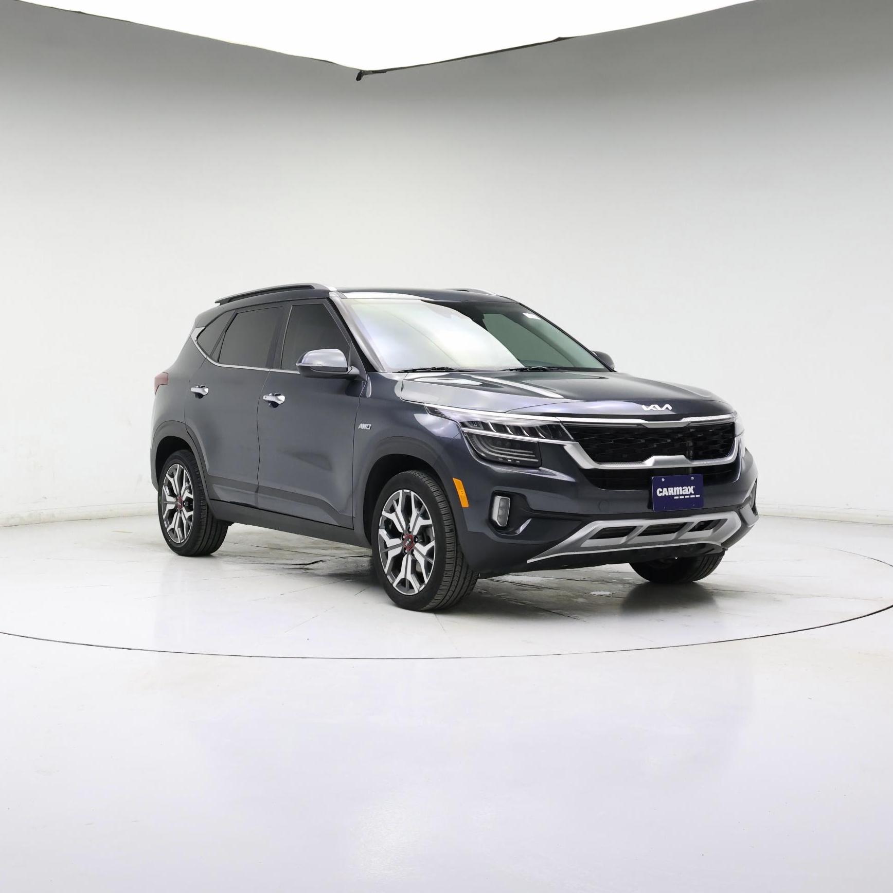 Thumbnail: 2023 Kia Seltos - 2