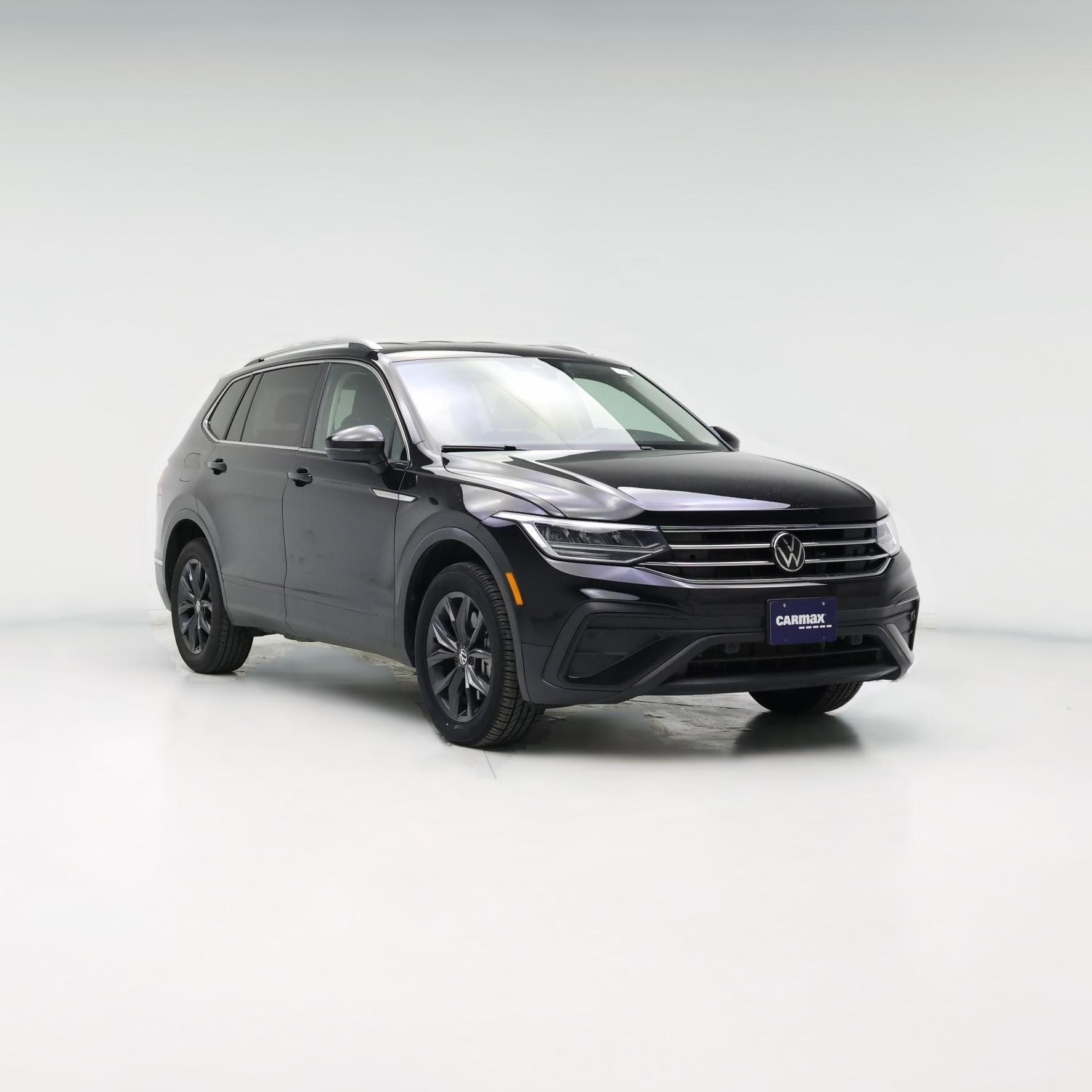Thumbnail: 2024 Volkswagen Tiguan - 1