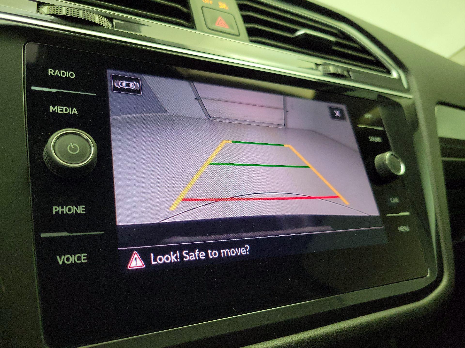 Thumbnail: 2024 Volkswagen Tiguan - 14