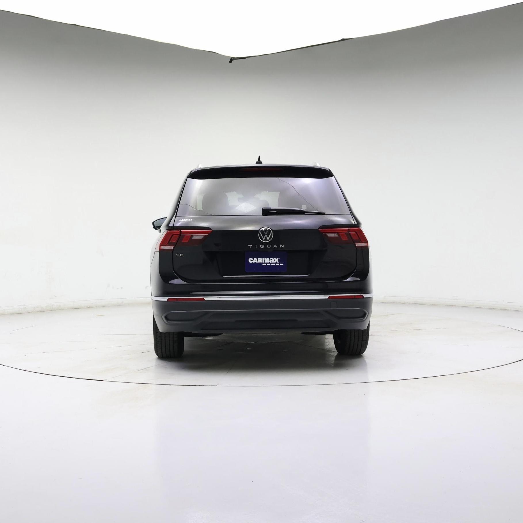 Thumbnail: 2024 Volkswagen Tiguan - 6