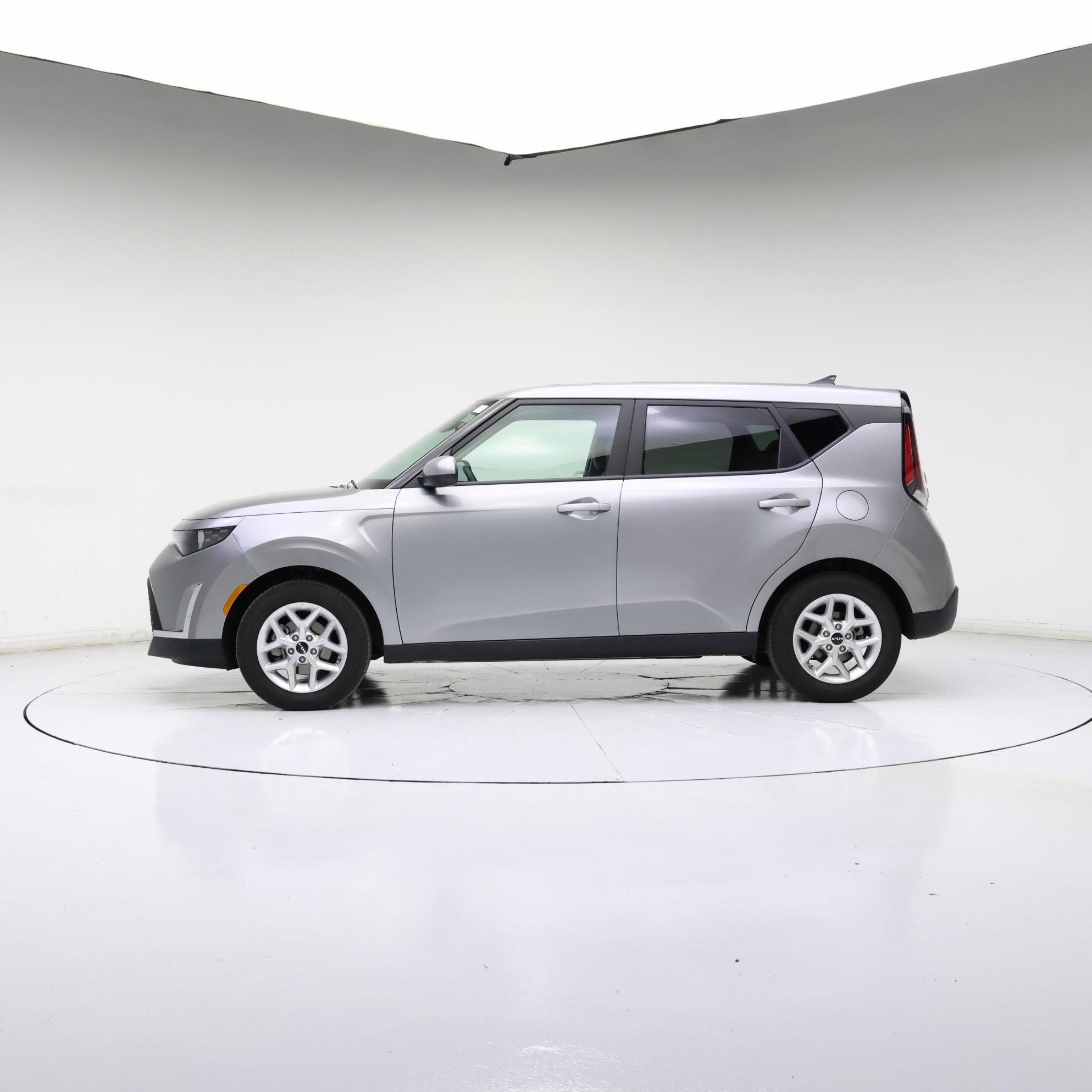 Thumbnail: 2025 Kia Soul - 3
