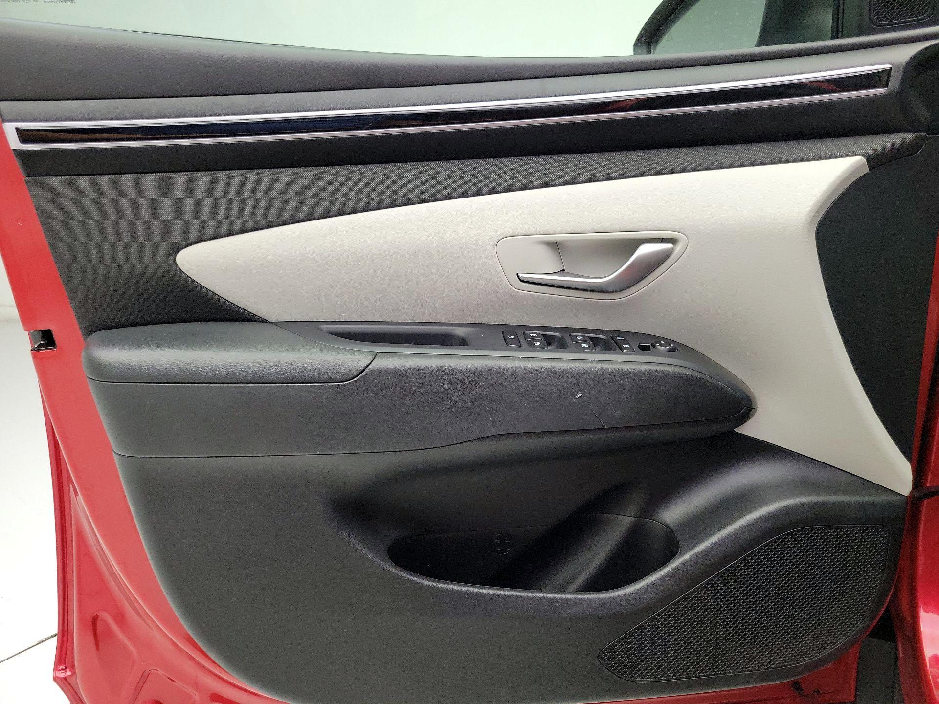 Thumbnail: 2023 Hyundai Tucson - 12