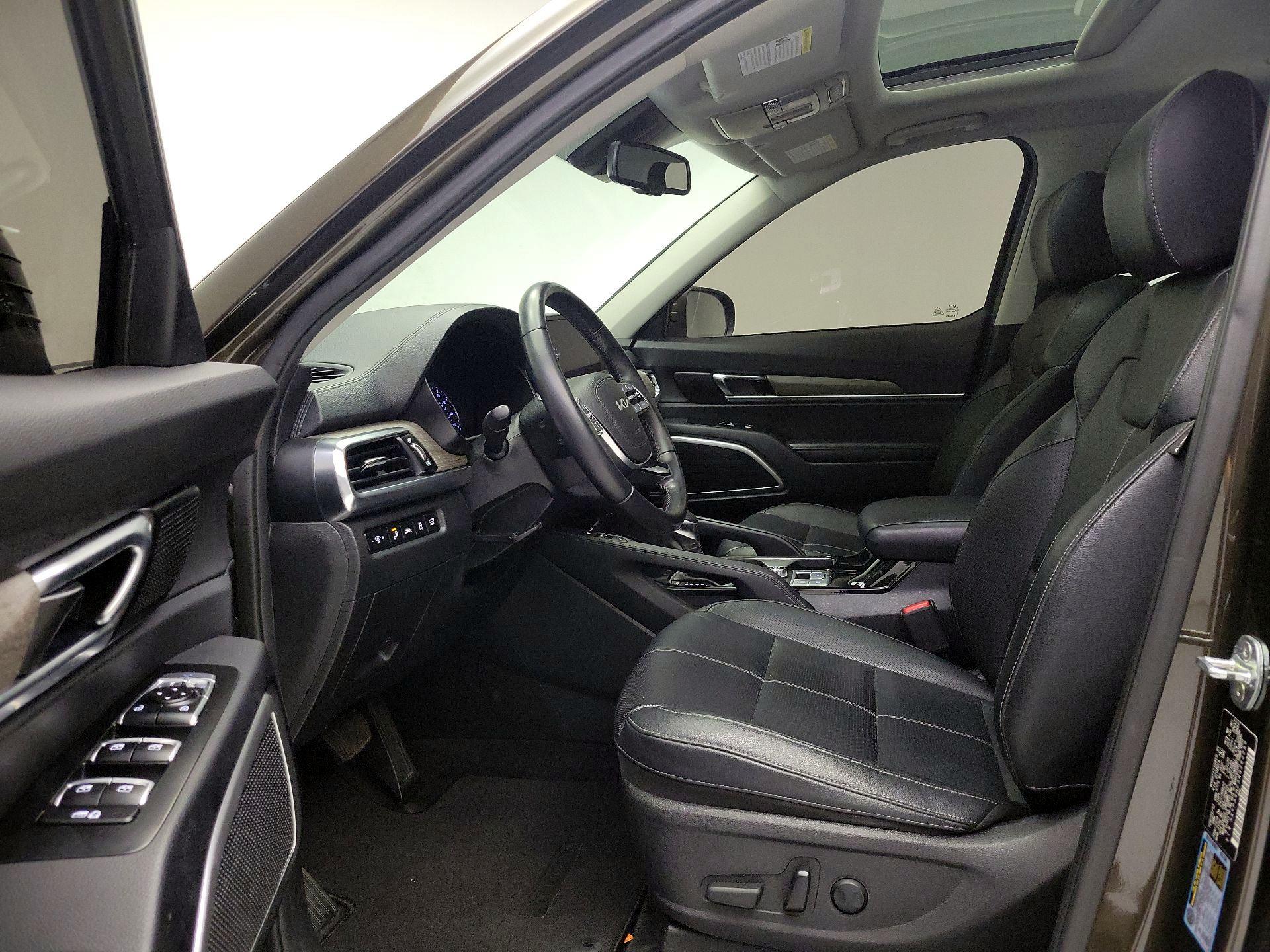 Thumbnail: 2022 Kia Telluride - 11