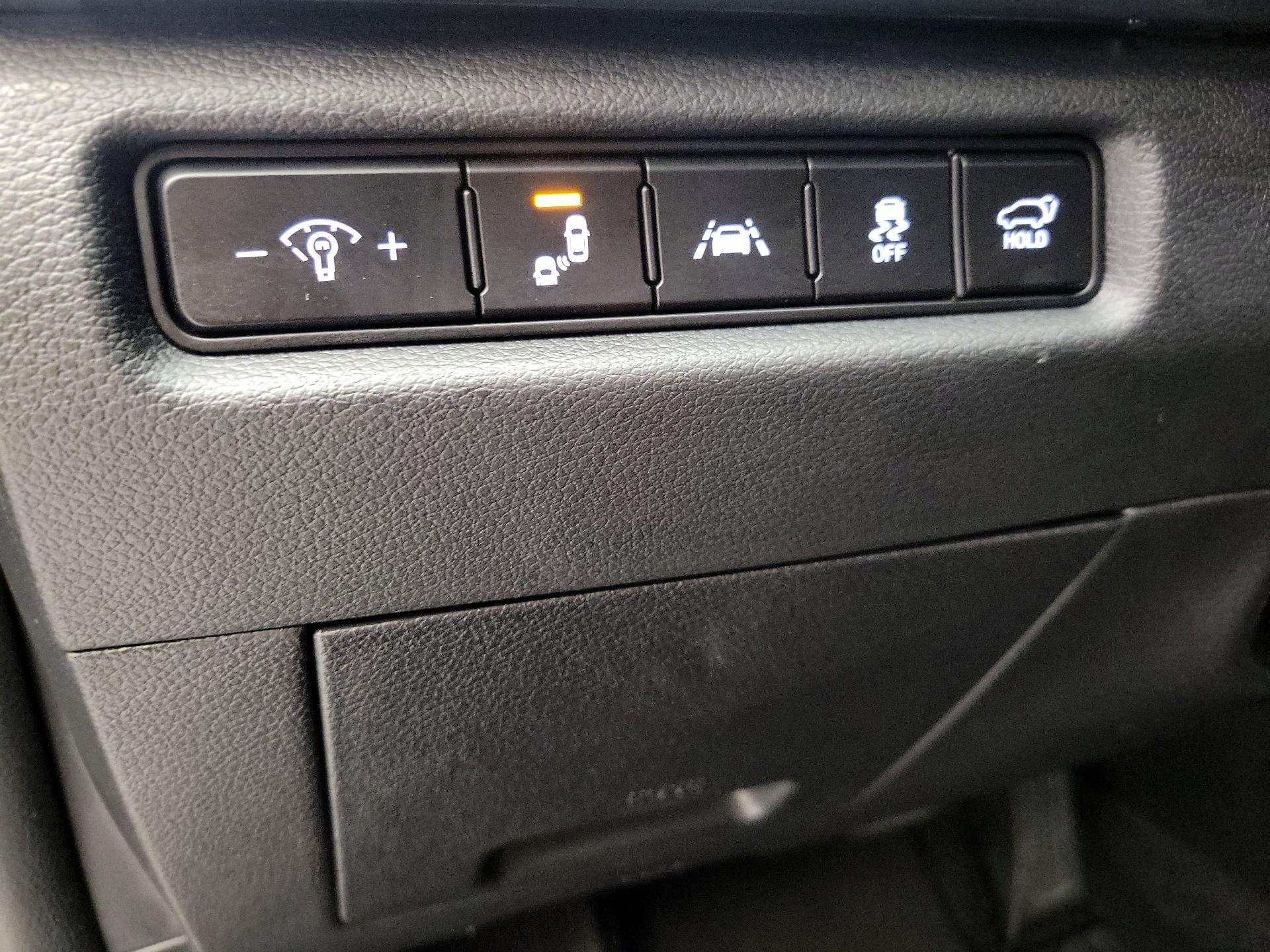 Thumbnail: 2022 Kia Telluride - 13