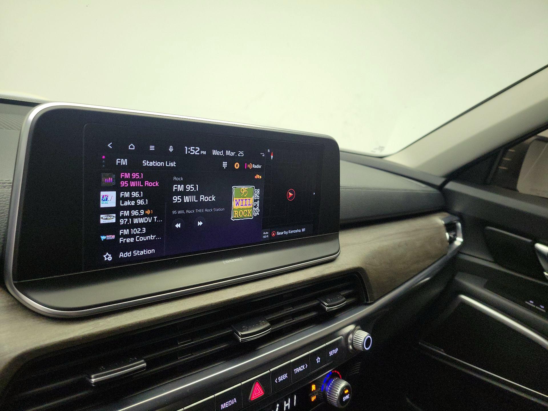 Thumbnail: 2022 Kia Telluride - 16