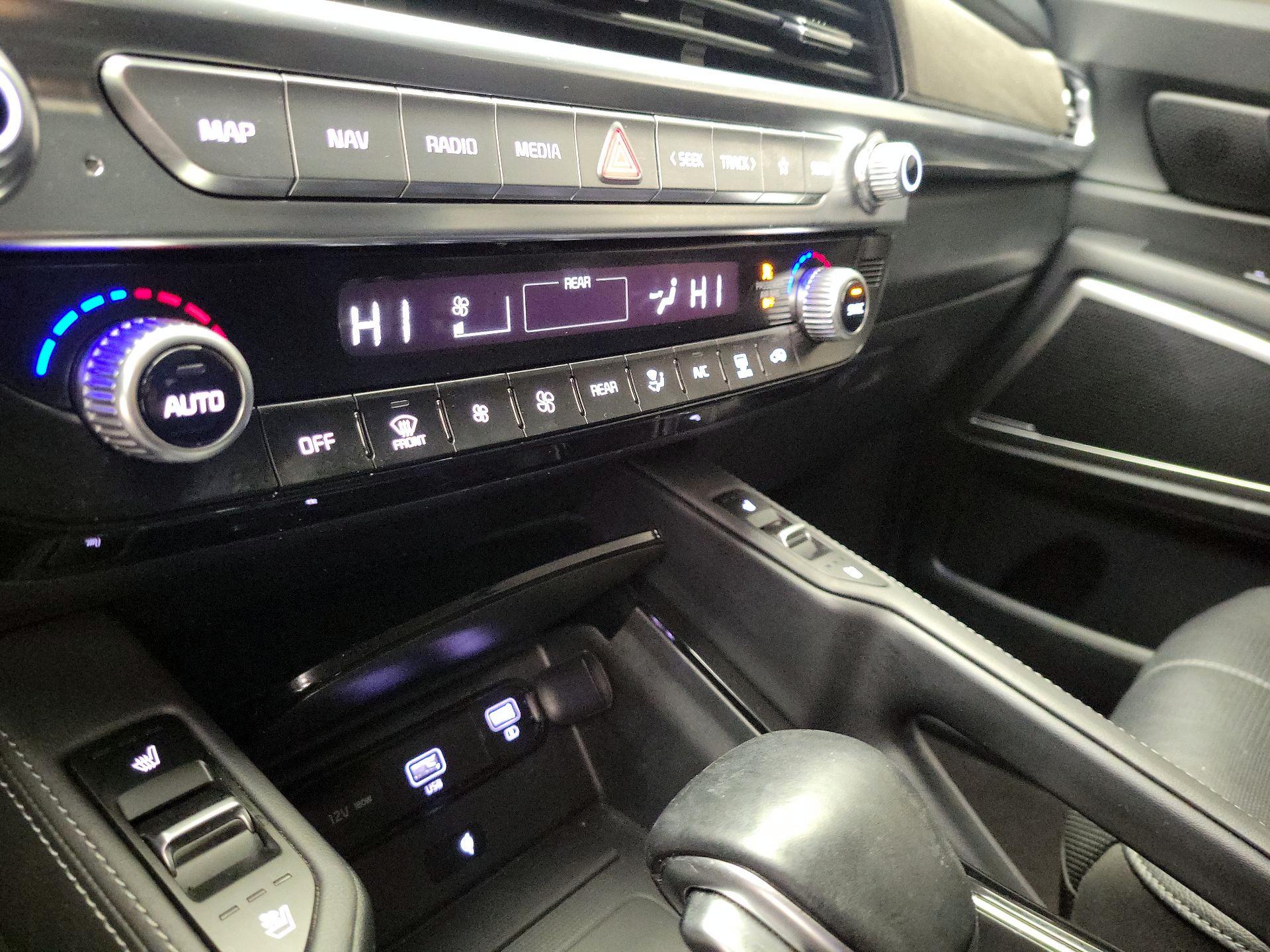 Thumbnail: 2022 Kia Telluride - 17