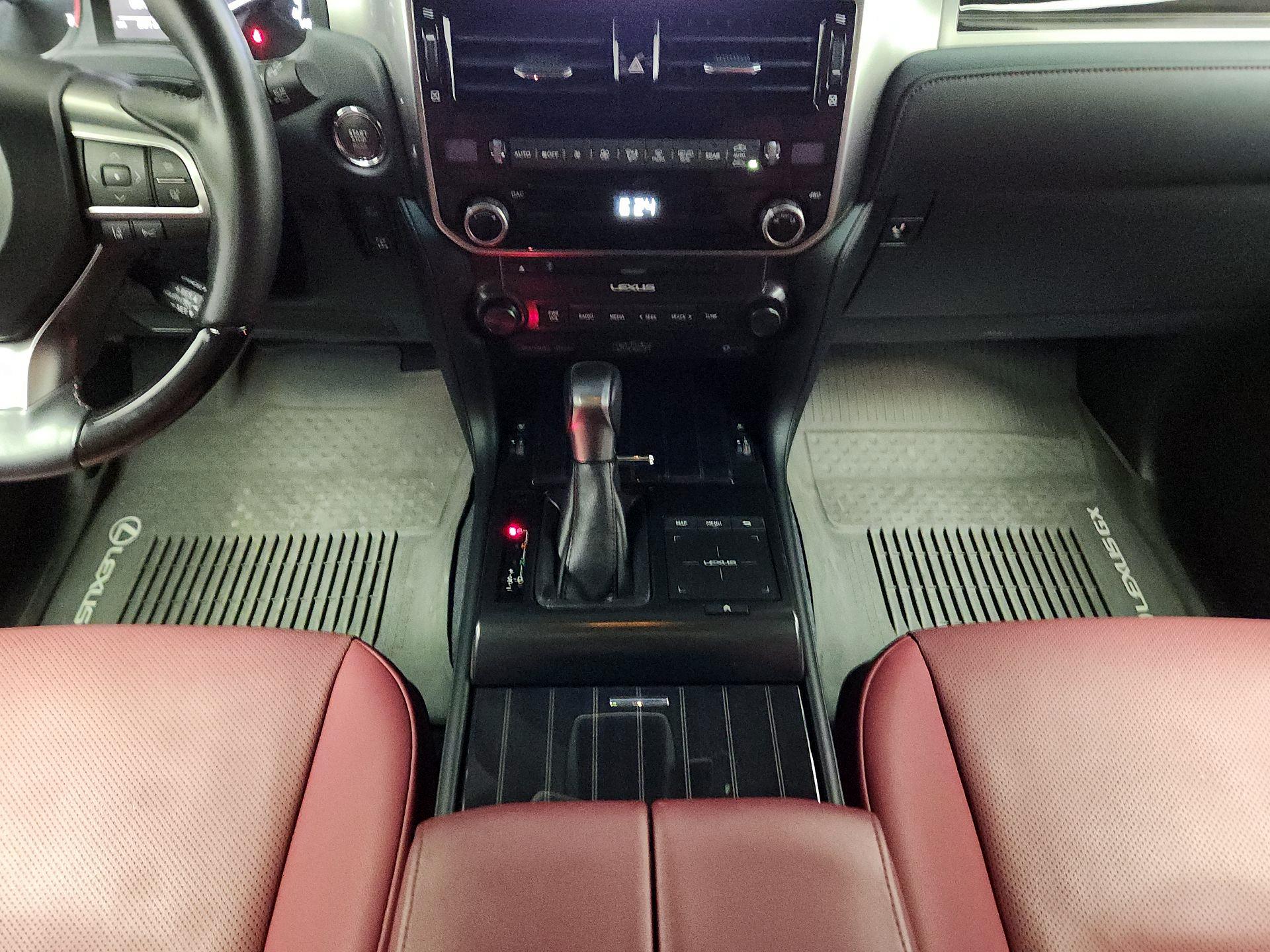 Thumbnail: 2023 Lexus GX - 18