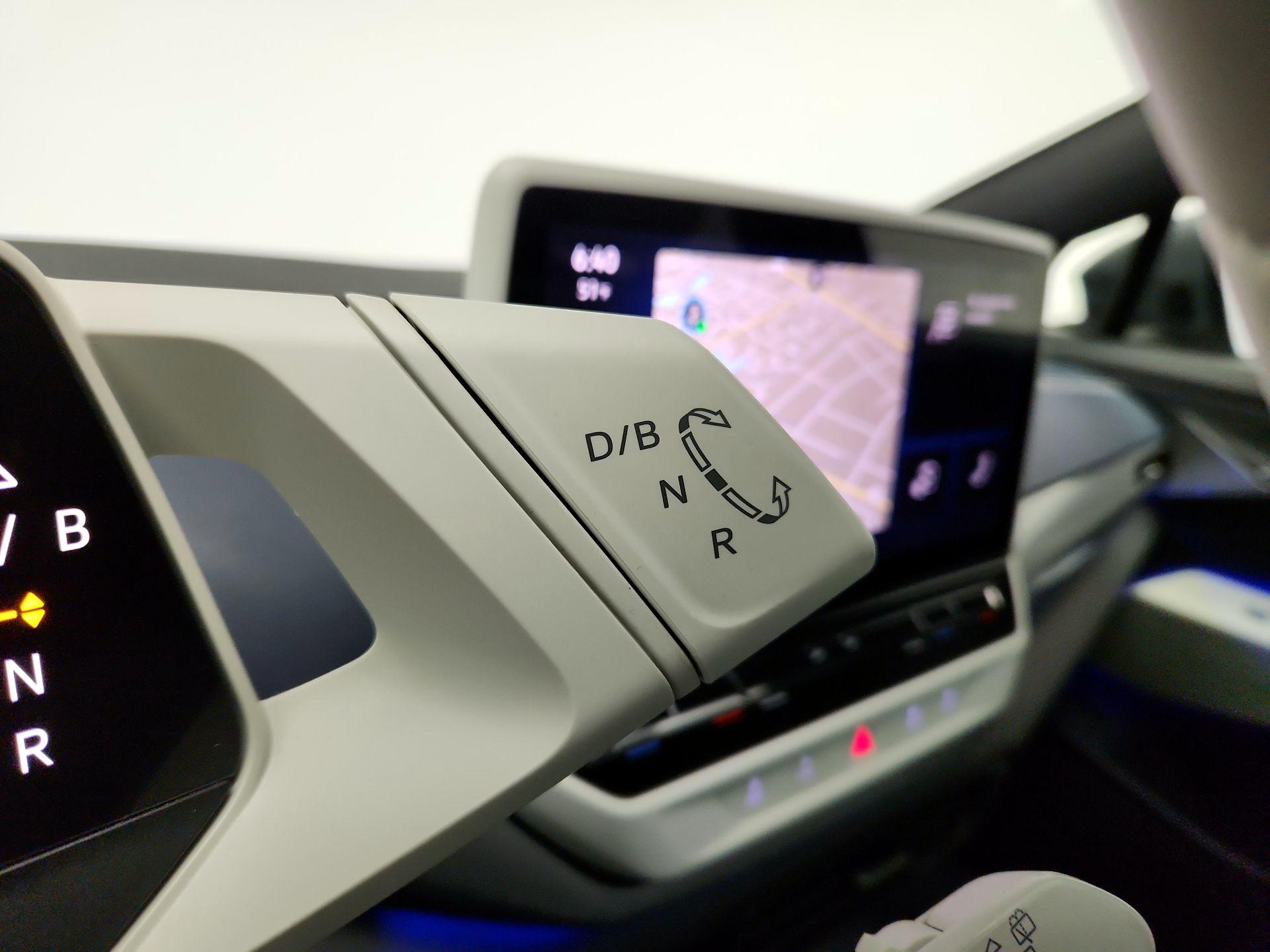 Thumbnail: 2023 Volkswagen ID.4 - 18