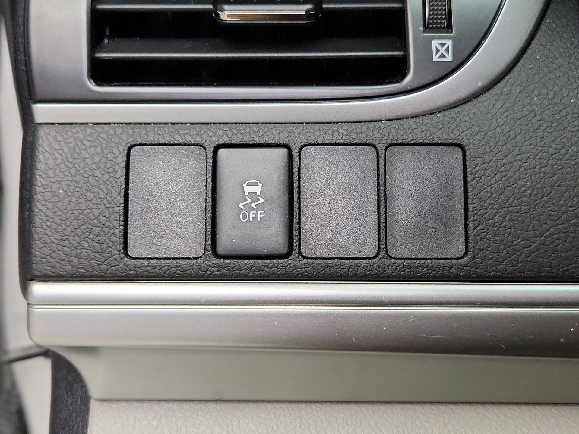 Thumbnail: 2014 Toyota Camry - 13