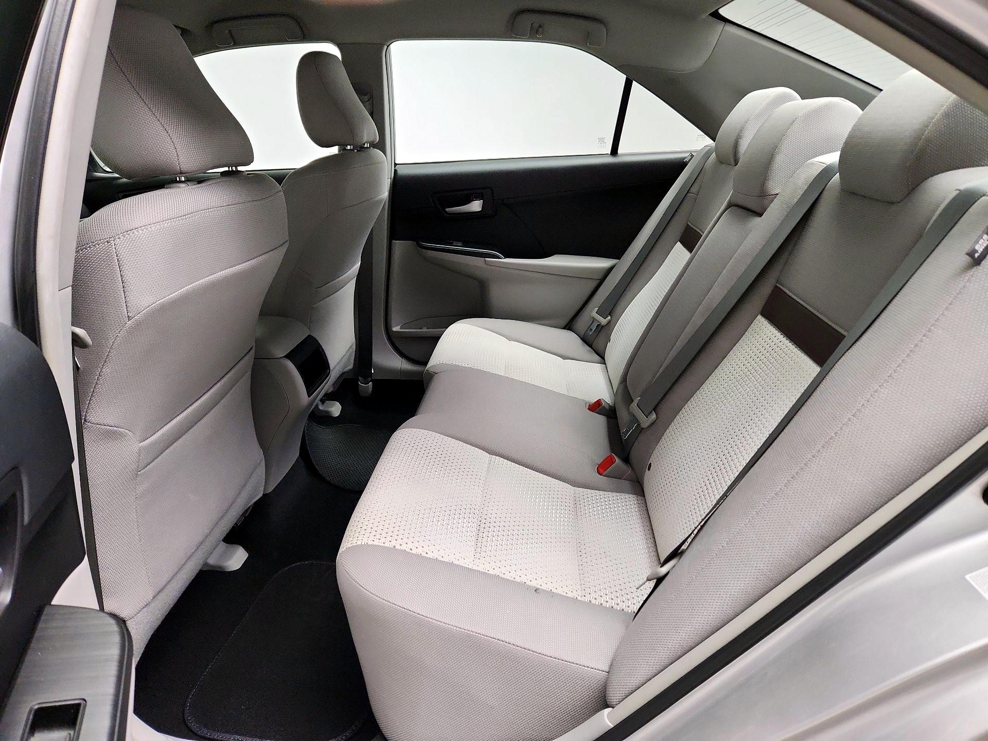 Thumbnail: 2014 Toyota Camry - 19