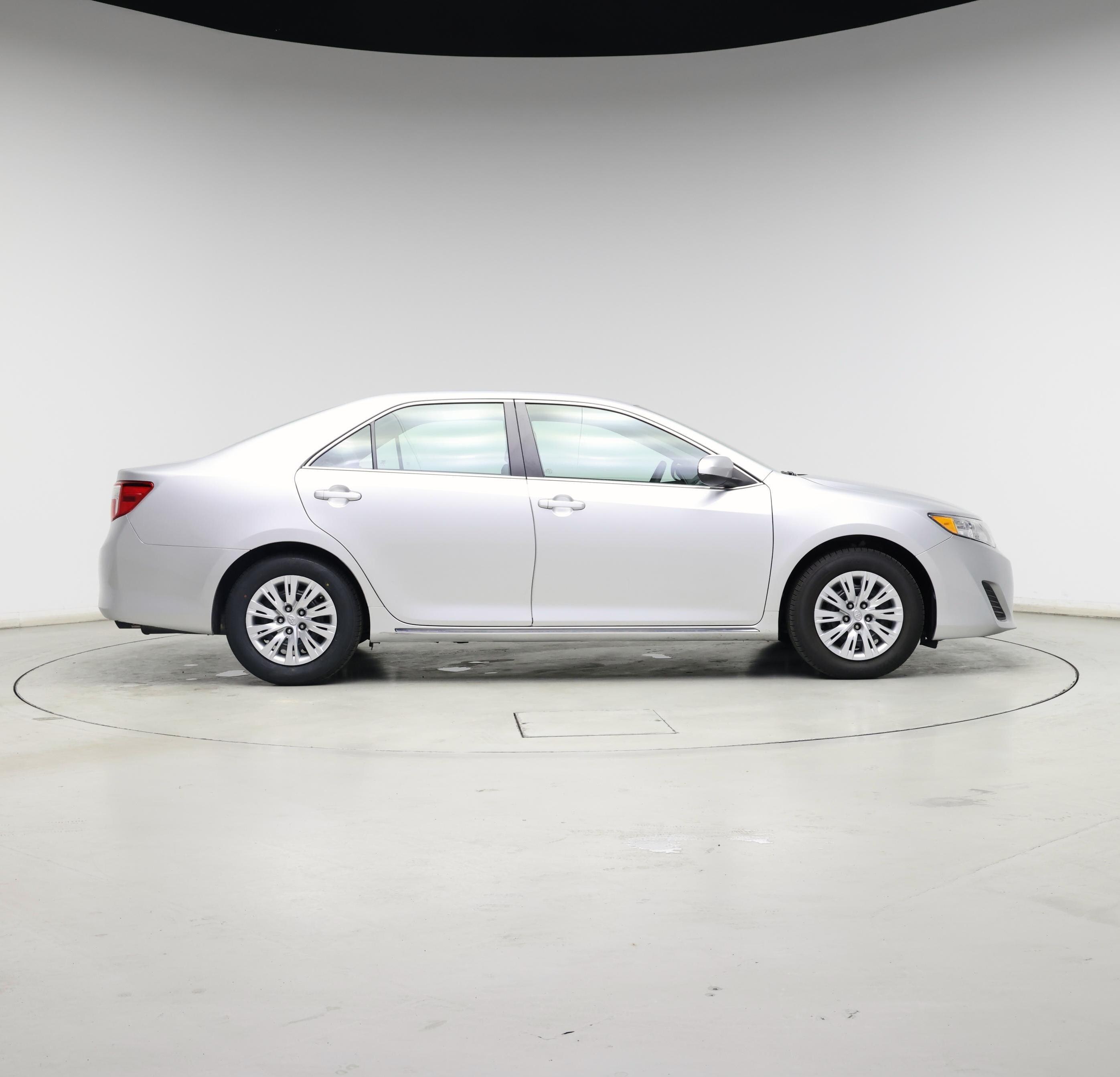 Thumbnail: 2014 Toyota Camry - 7