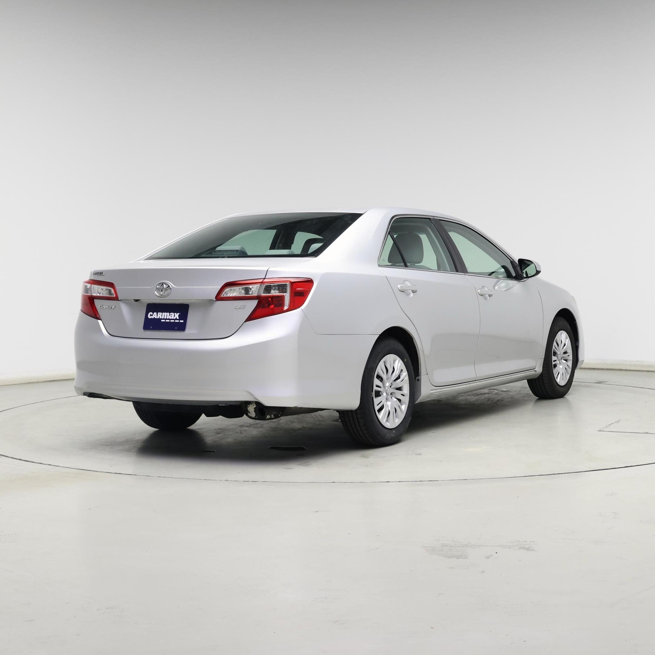 Thumbnail: 2014 Toyota Camry - 8