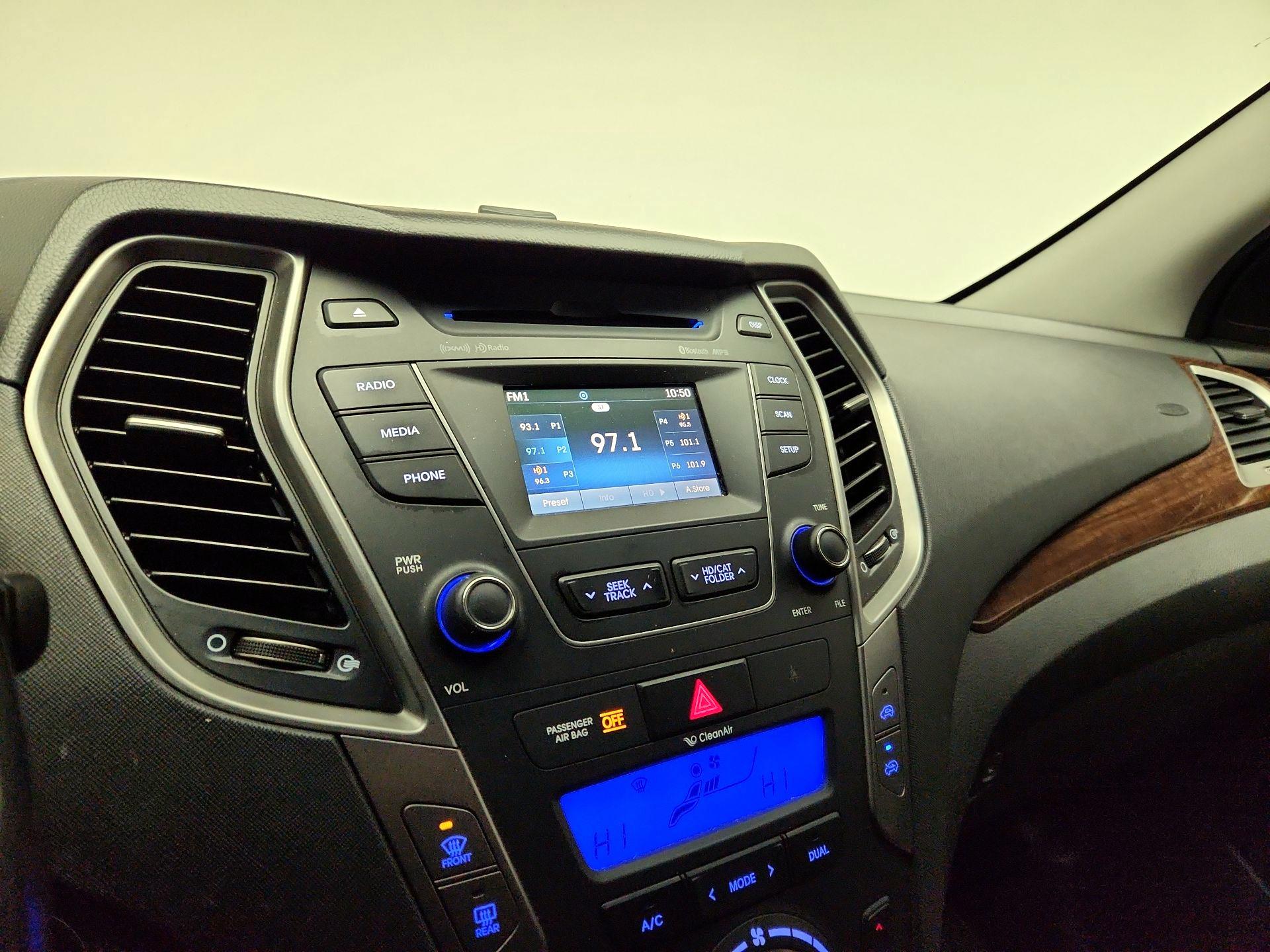 Thumbnail: 2014 Hyundai Santa Fe - 15