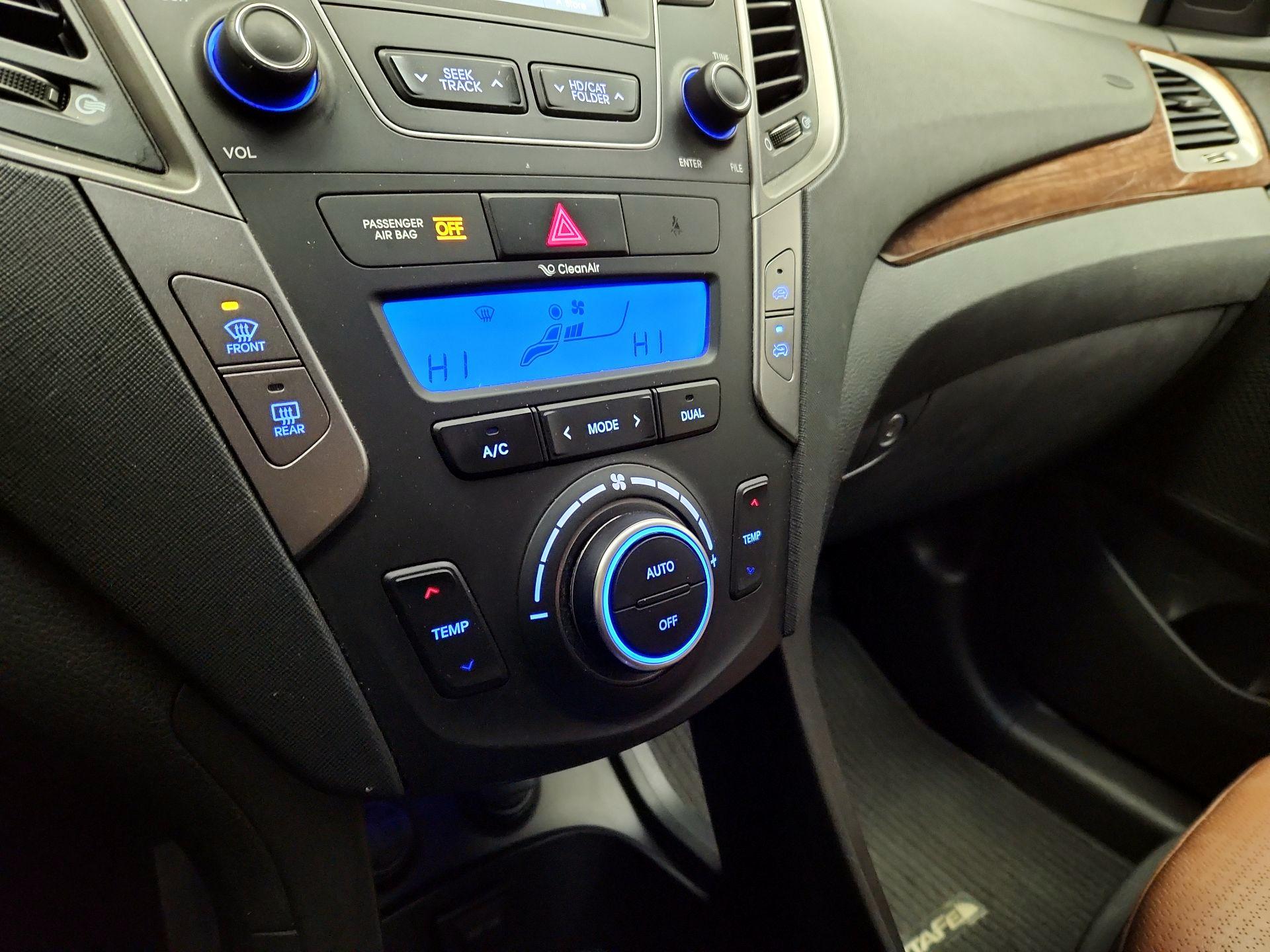 Thumbnail: 2014 Hyundai Santa Fe - 16