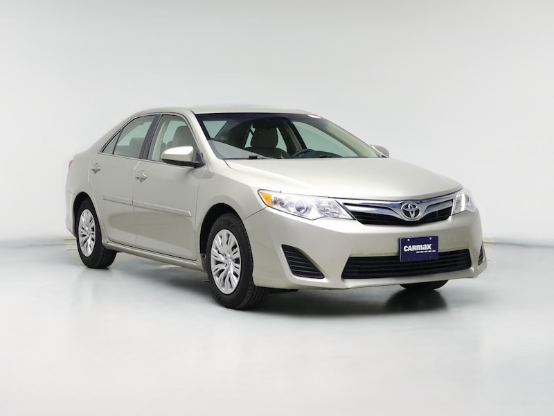 2014 Toyota Camry LE -
                  Hillside, IL