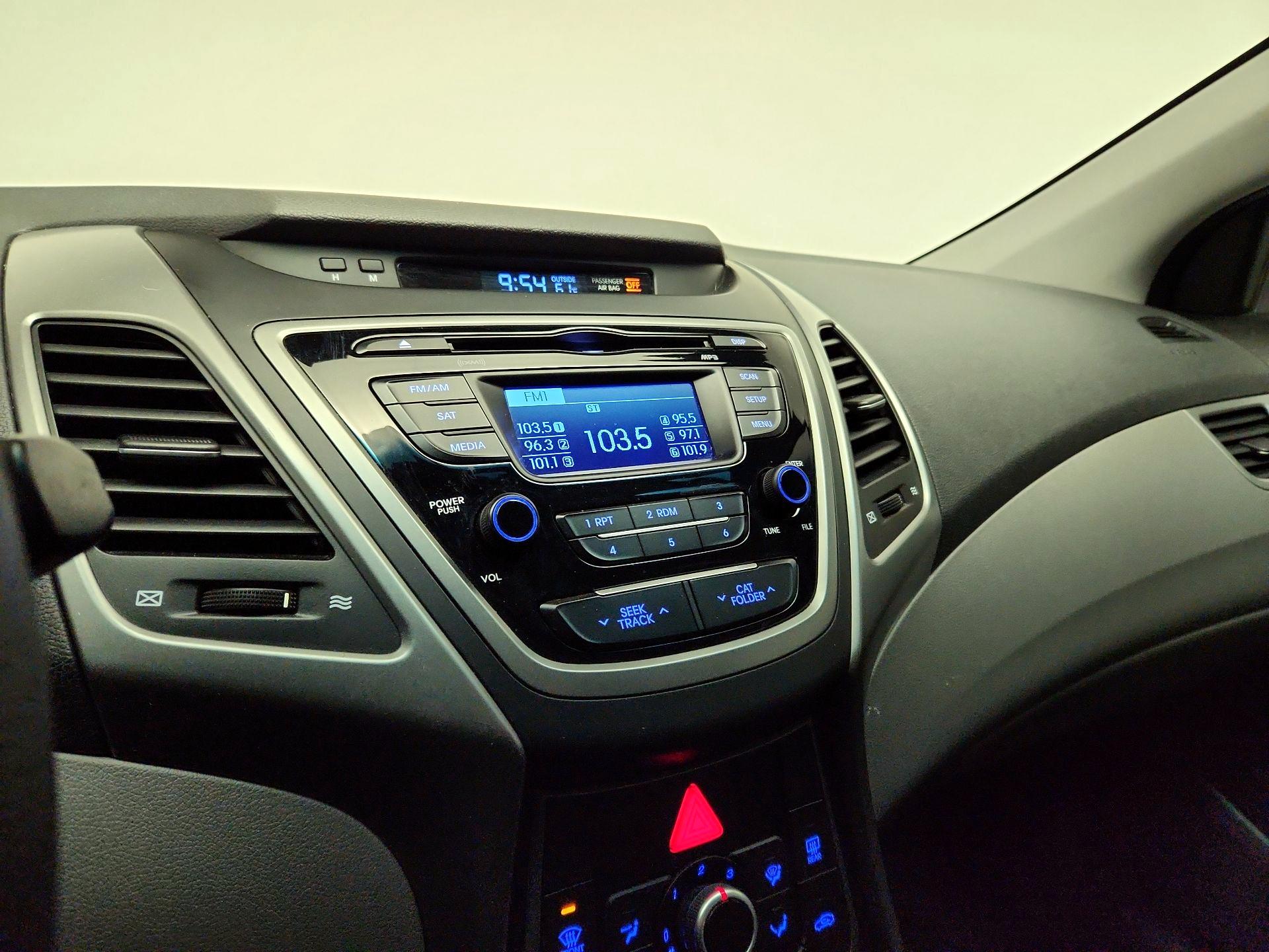 Thumbnail: 2015 Hyundai Elantra - 14