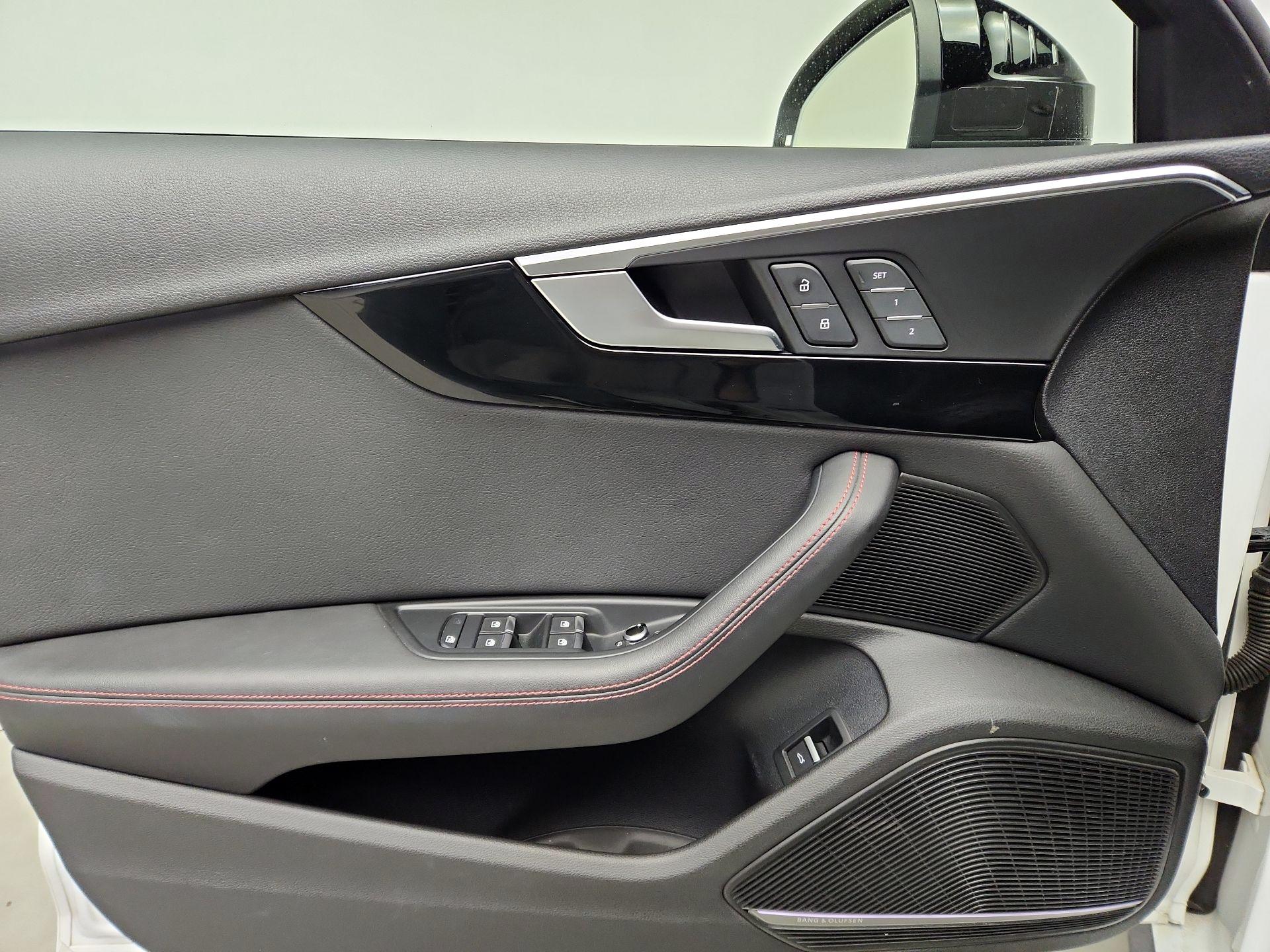 Thumbnail: 2019 Audi A4 - 12