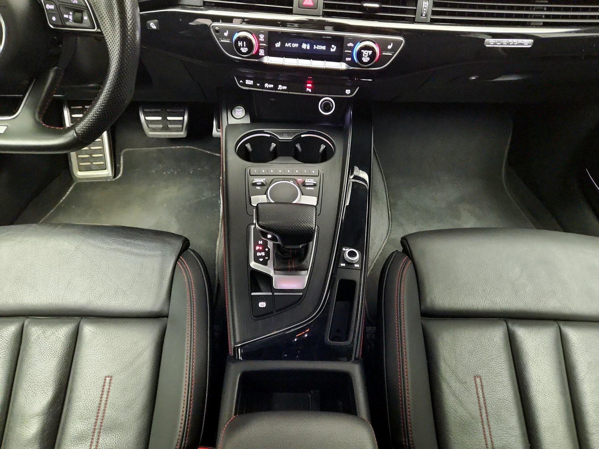 Thumbnail: 2019 Audi A4 - 18