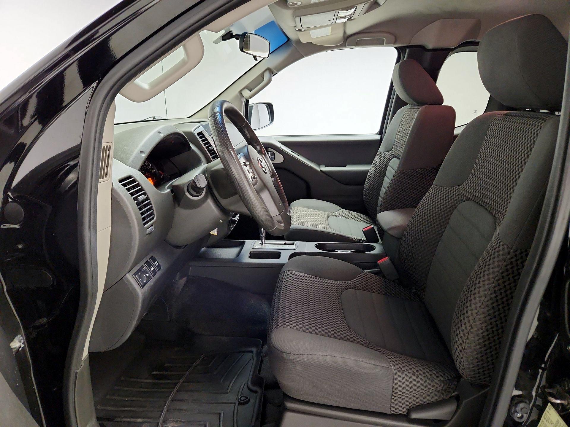 Thumbnail: 2015 Nissan Frontier - 11