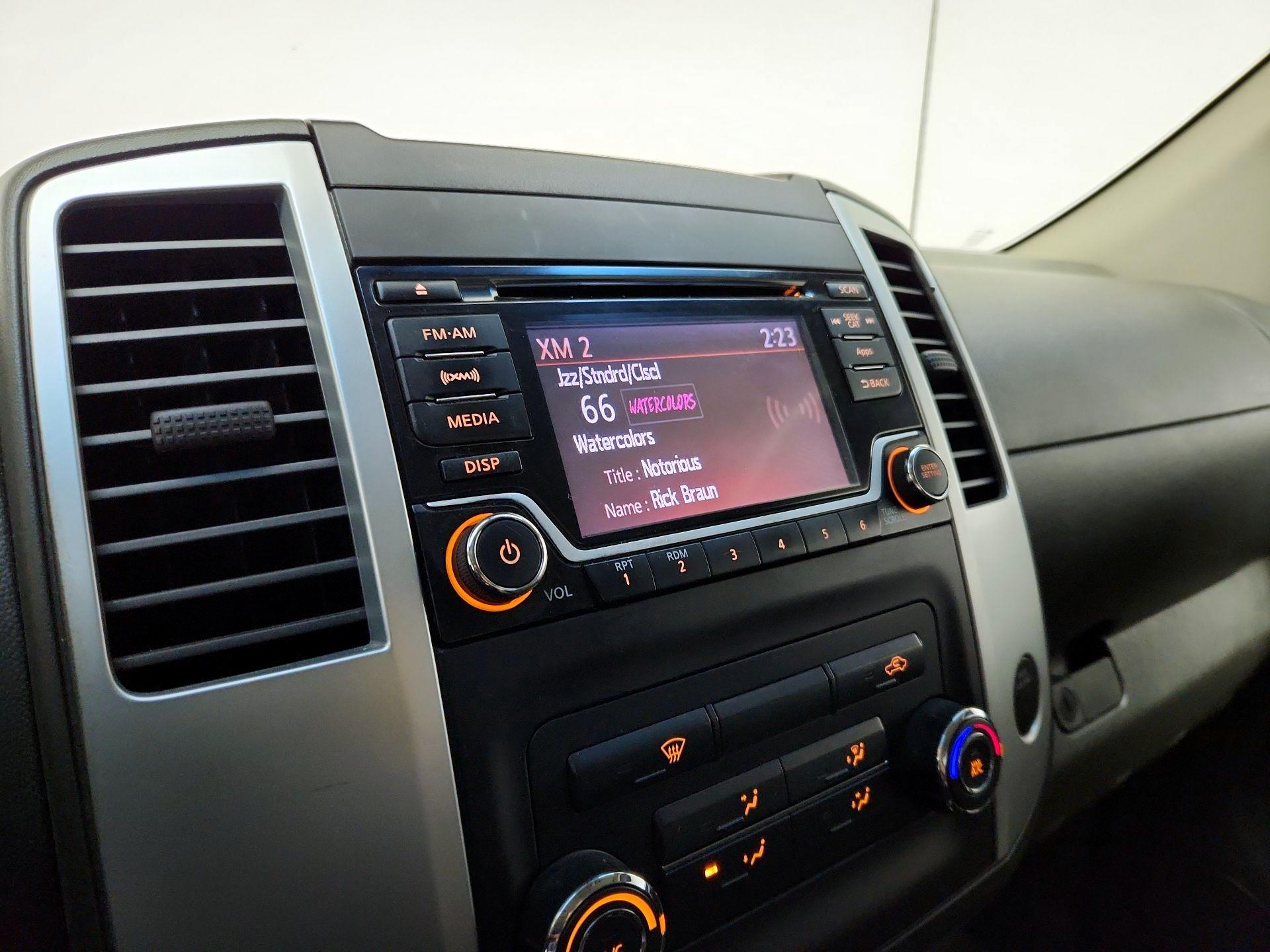 Thumbnail: 2015 Nissan Frontier - 14