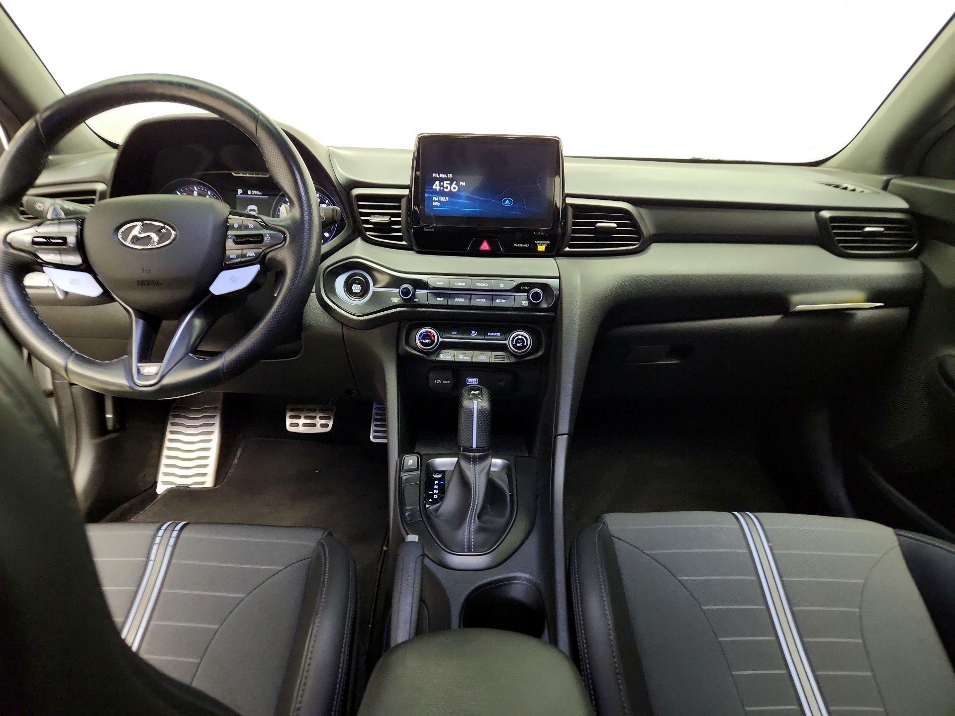 Thumbnail: 2022 Hyundai Veloster - 9