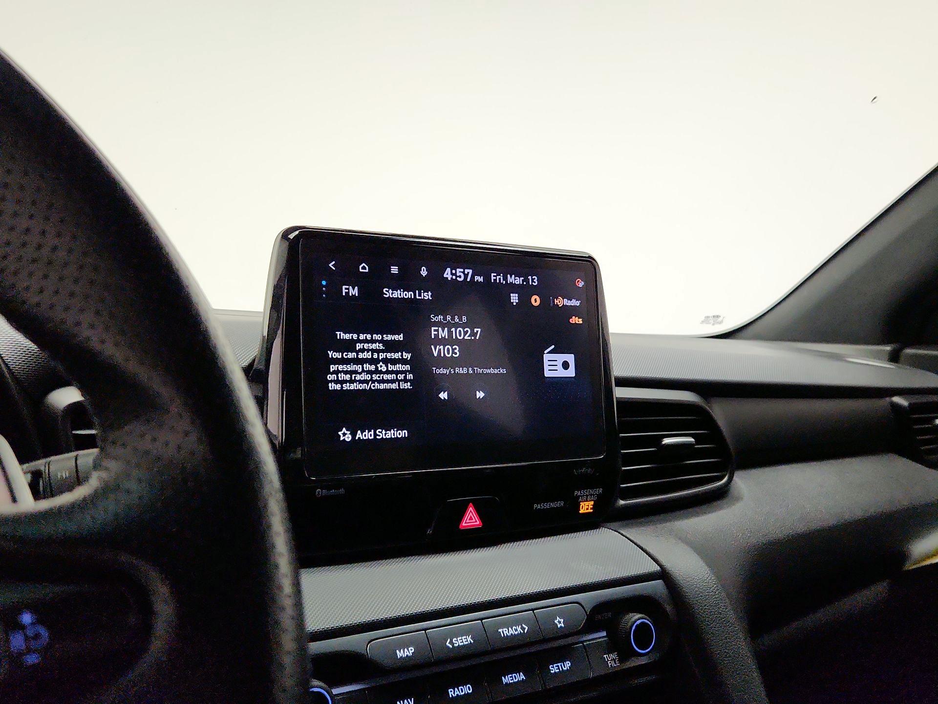 Thumbnail: 2022 Hyundai Veloster - 16