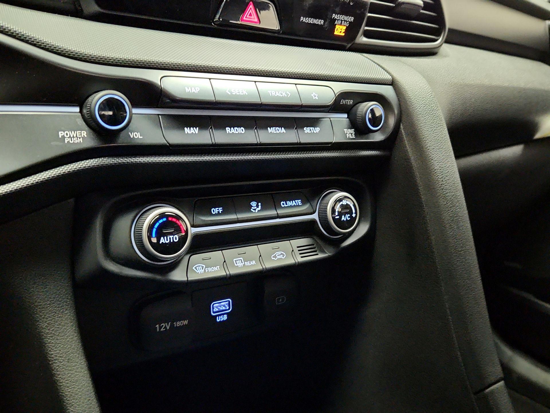 Thumbnail: 2022 Hyundai Veloster - 17