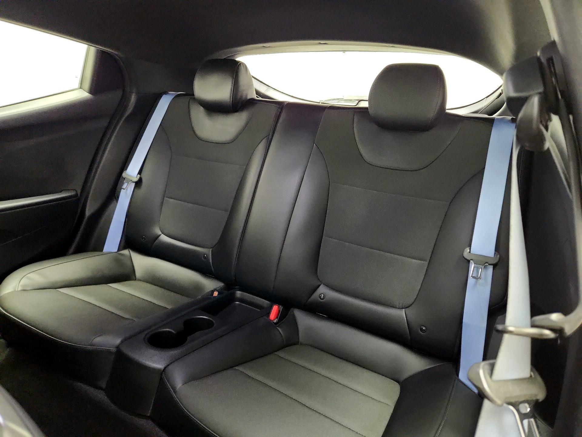 Thumbnail: 2022 Hyundai Veloster - 20