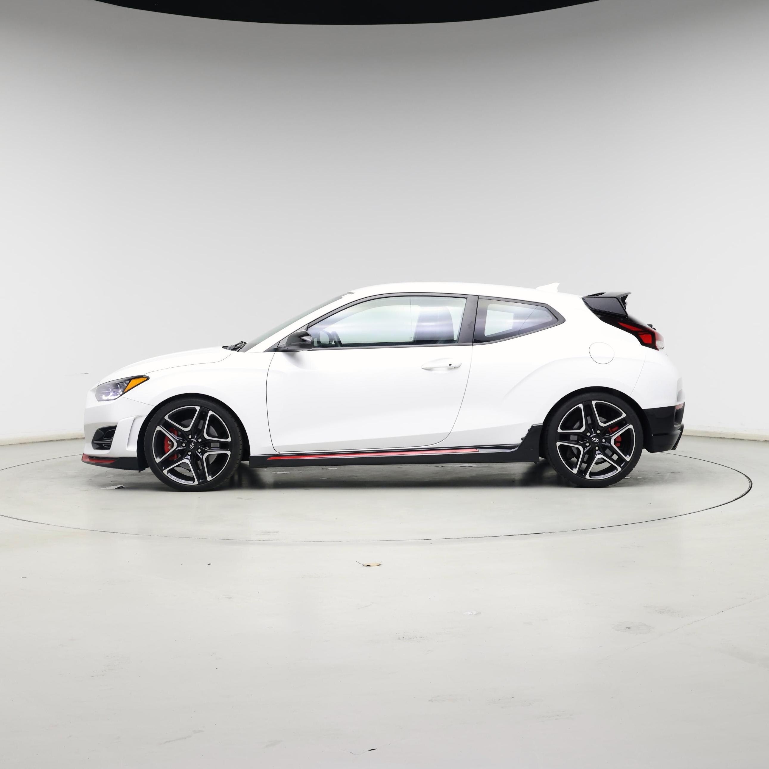 Thumbnail: 2022 Hyundai Veloster - 3