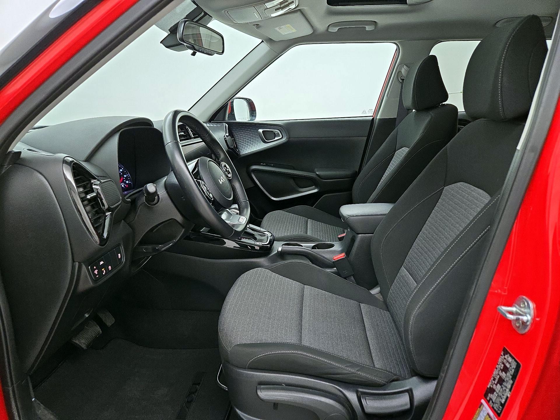 Thumbnail: 2022 Kia Soul - 11