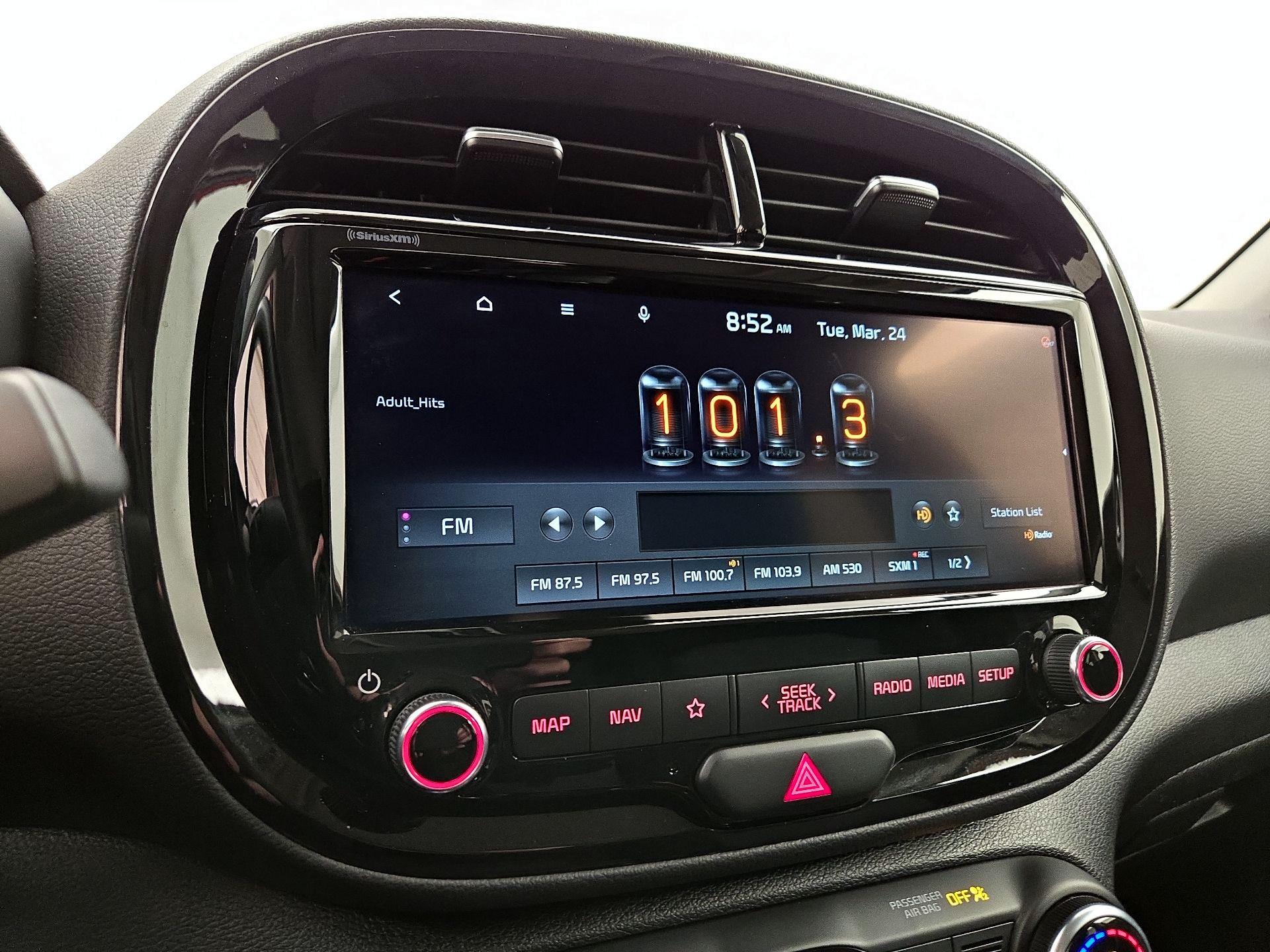 Thumbnail: 2022 Kia Soul - 16