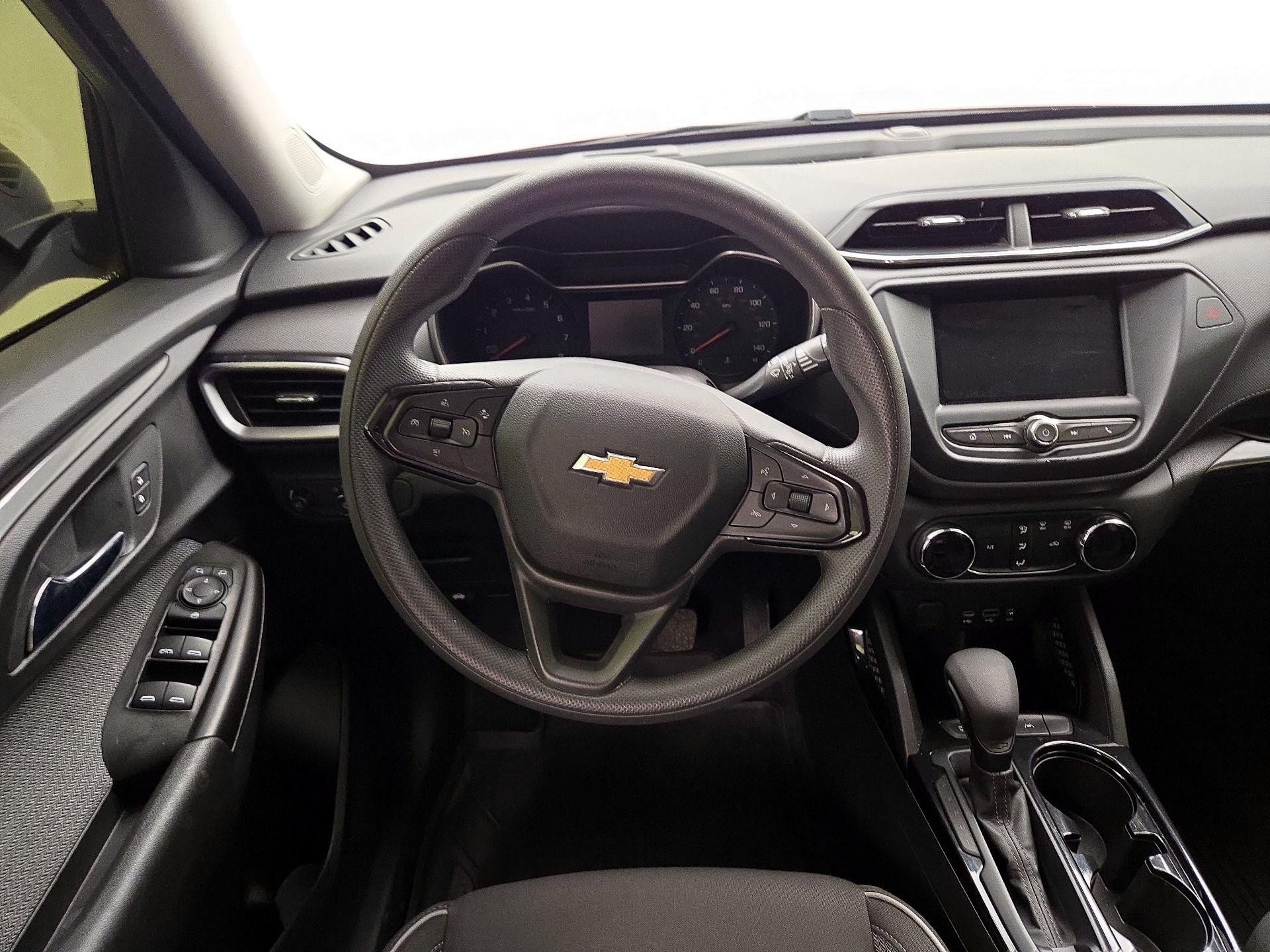 Thumbnail: 2021 Chevrolet TrailBlazer - 10