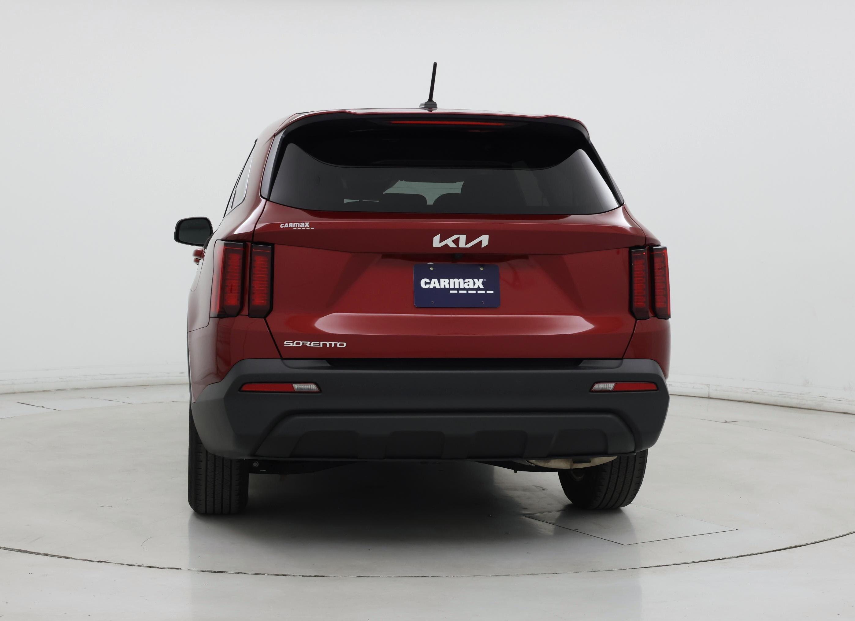 Thumbnail: 2023 Kia Sorento - 6