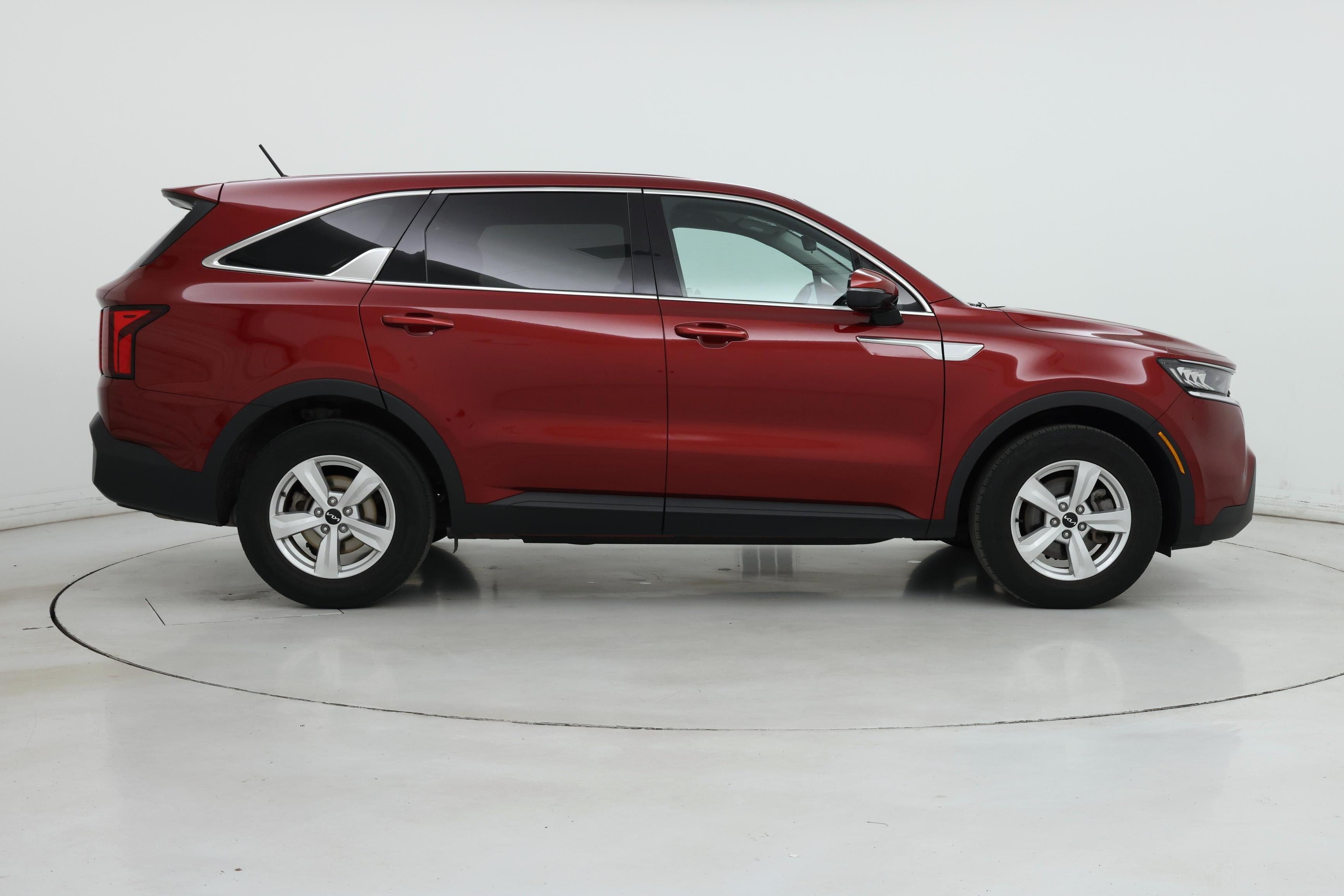 Thumbnail: 2023 Kia Sorento - 7