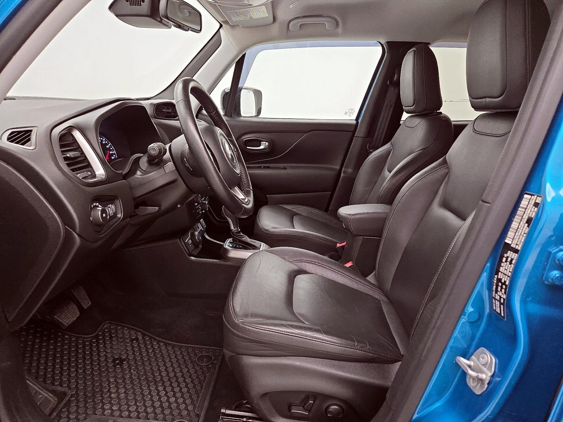 Thumbnail: 2022 Jeep Renegade - 11