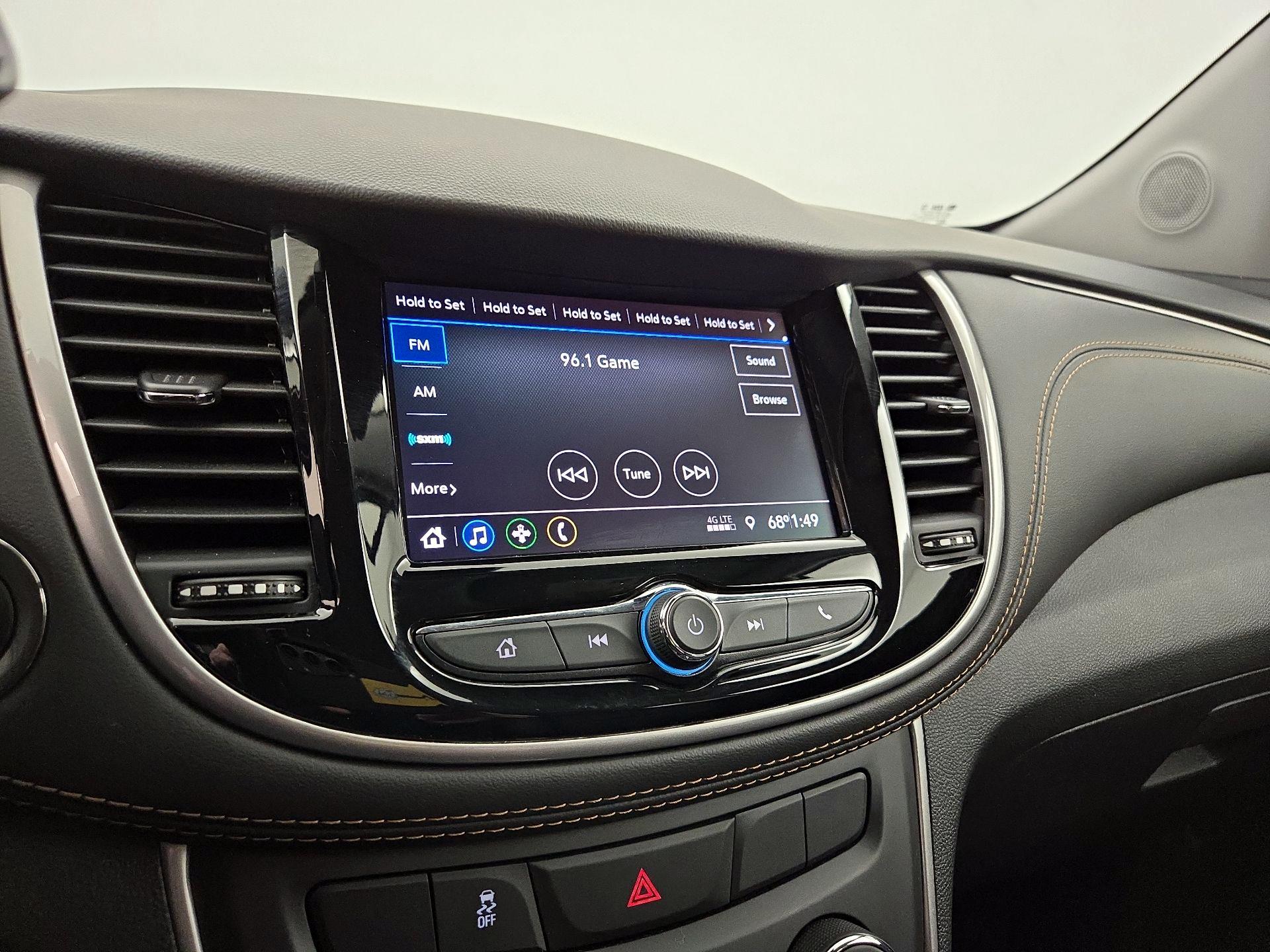 Thumbnail: 2022 Chevrolet Trax - 15