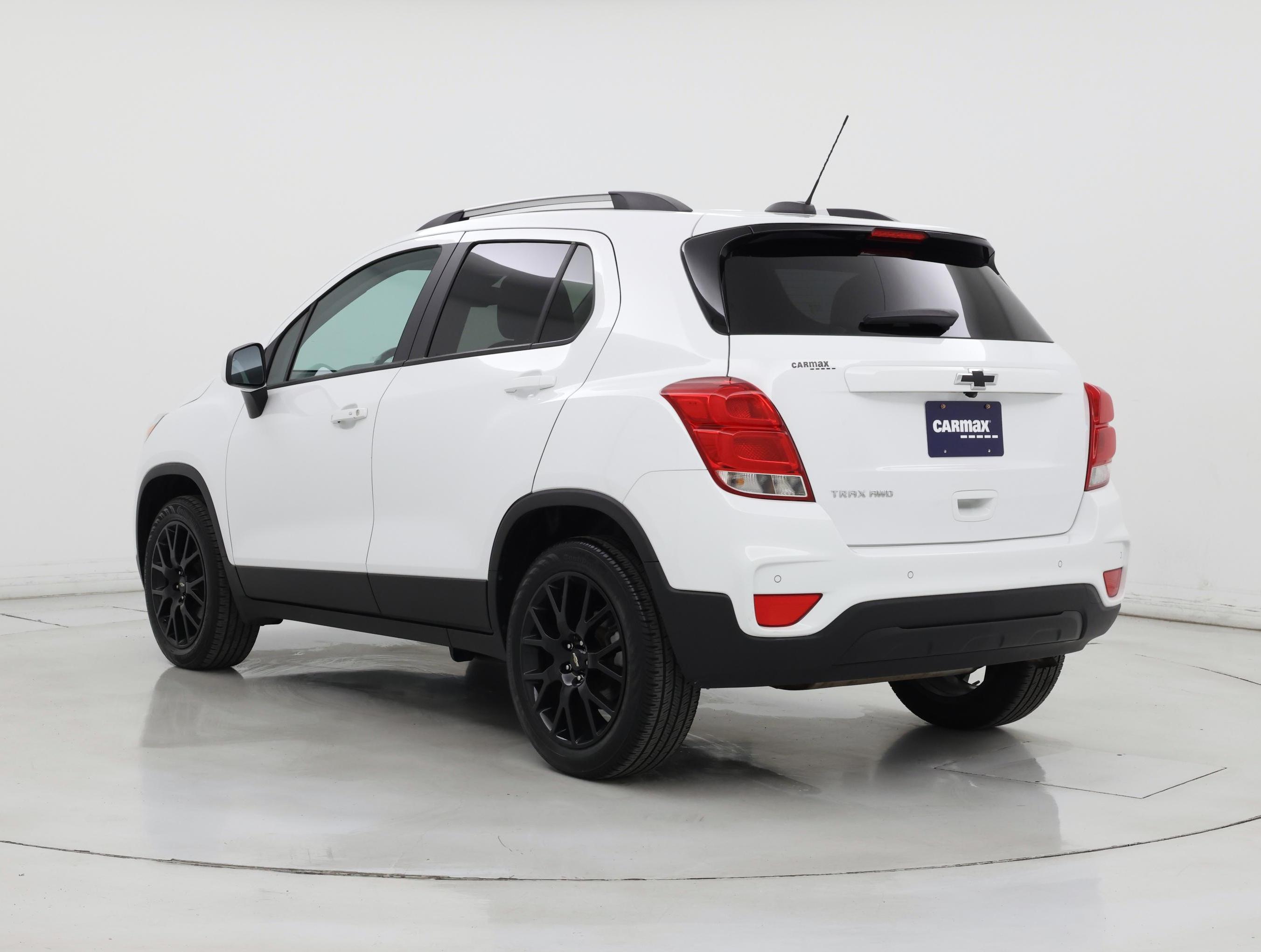 Thumbnail: 2022 Chevrolet Trax - 2